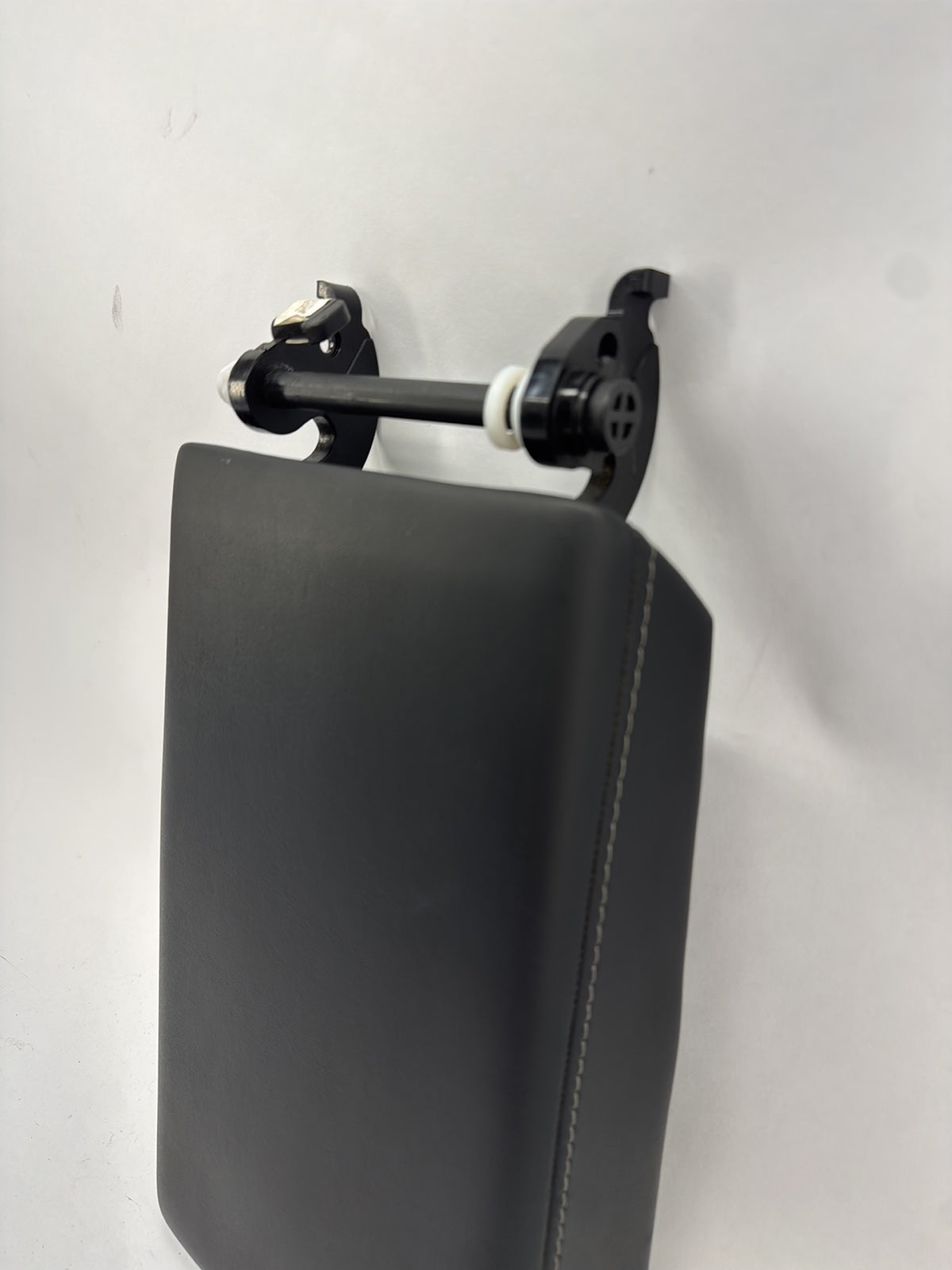 2021 Tesla Model Y Console Armrest 1582886-00-A