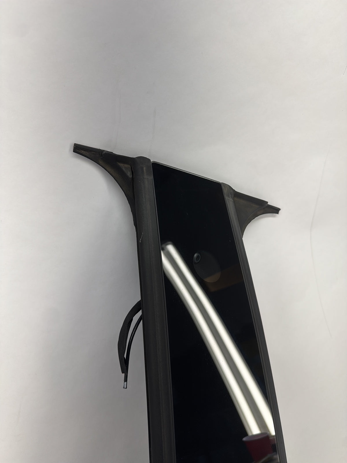 2021-2023 Tesla Model Y B Pillar Glass W Camera Right 1506886-00-H