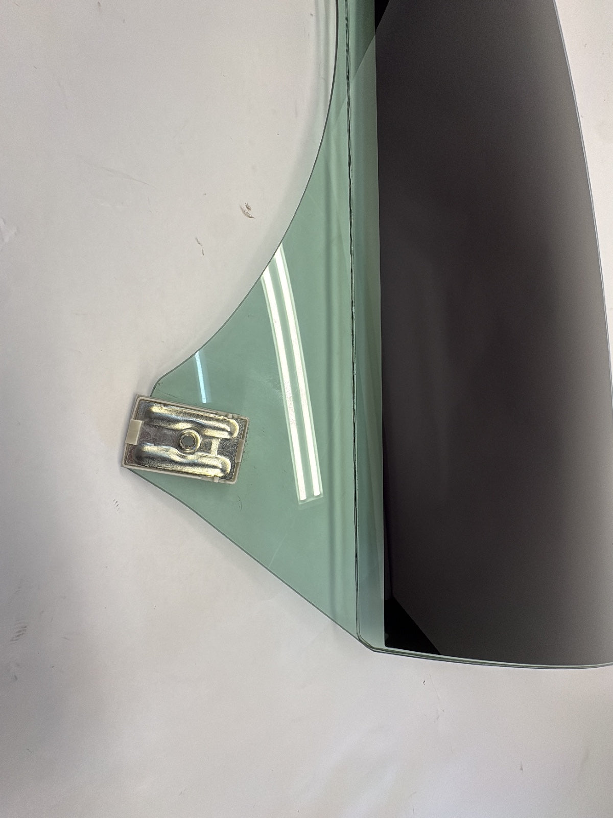 2024-2026 Tesla Model 3 Highland Front Left Door Glass Laminated Note 1768719-00-D