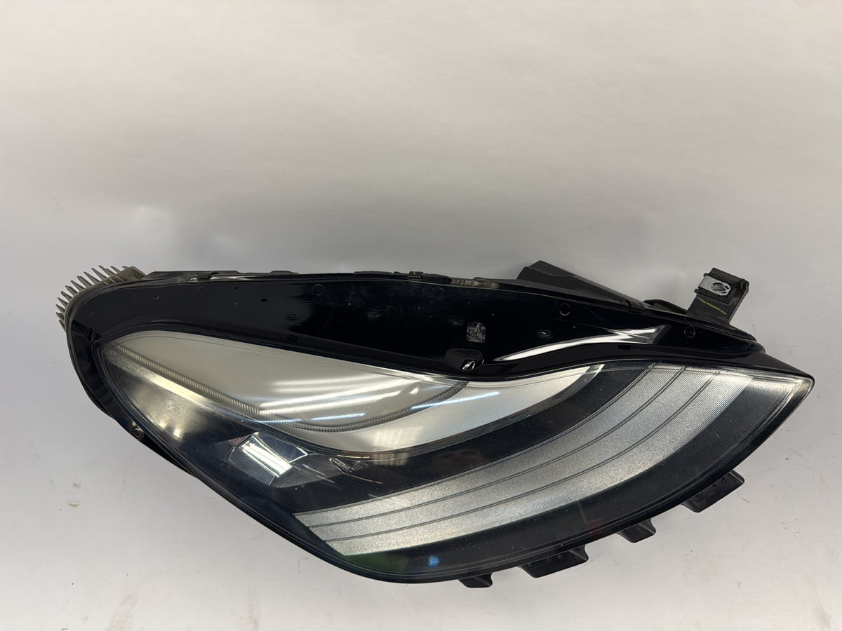 2018 Tesla Model 3 Right Headlamp 1077372-00-I