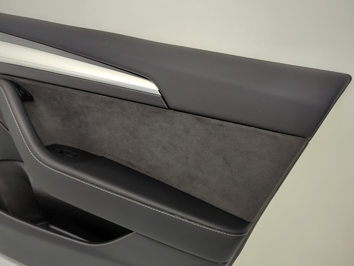 2022 Tesla Model 3 Front Right Door Panel 1761296-01-A