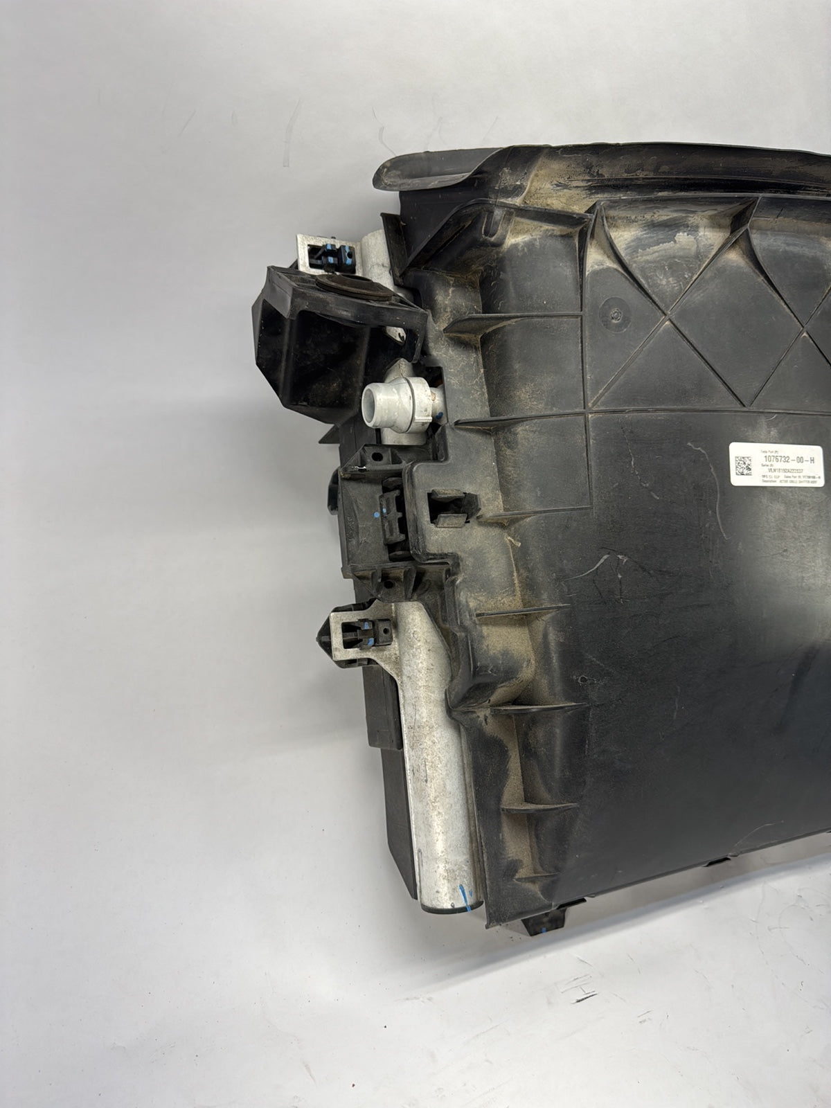 2018-2020 Tesla Model 3 Cooling Fan Assembly Note* 1076732-00-H