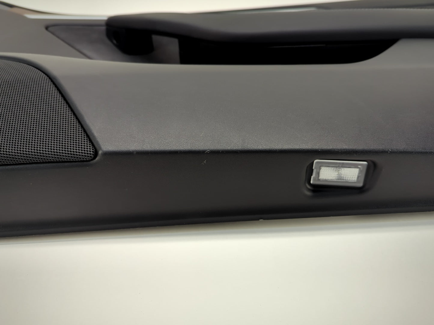 2022 Tesla Model 3 Front Right Door Panel 1761296-01-A