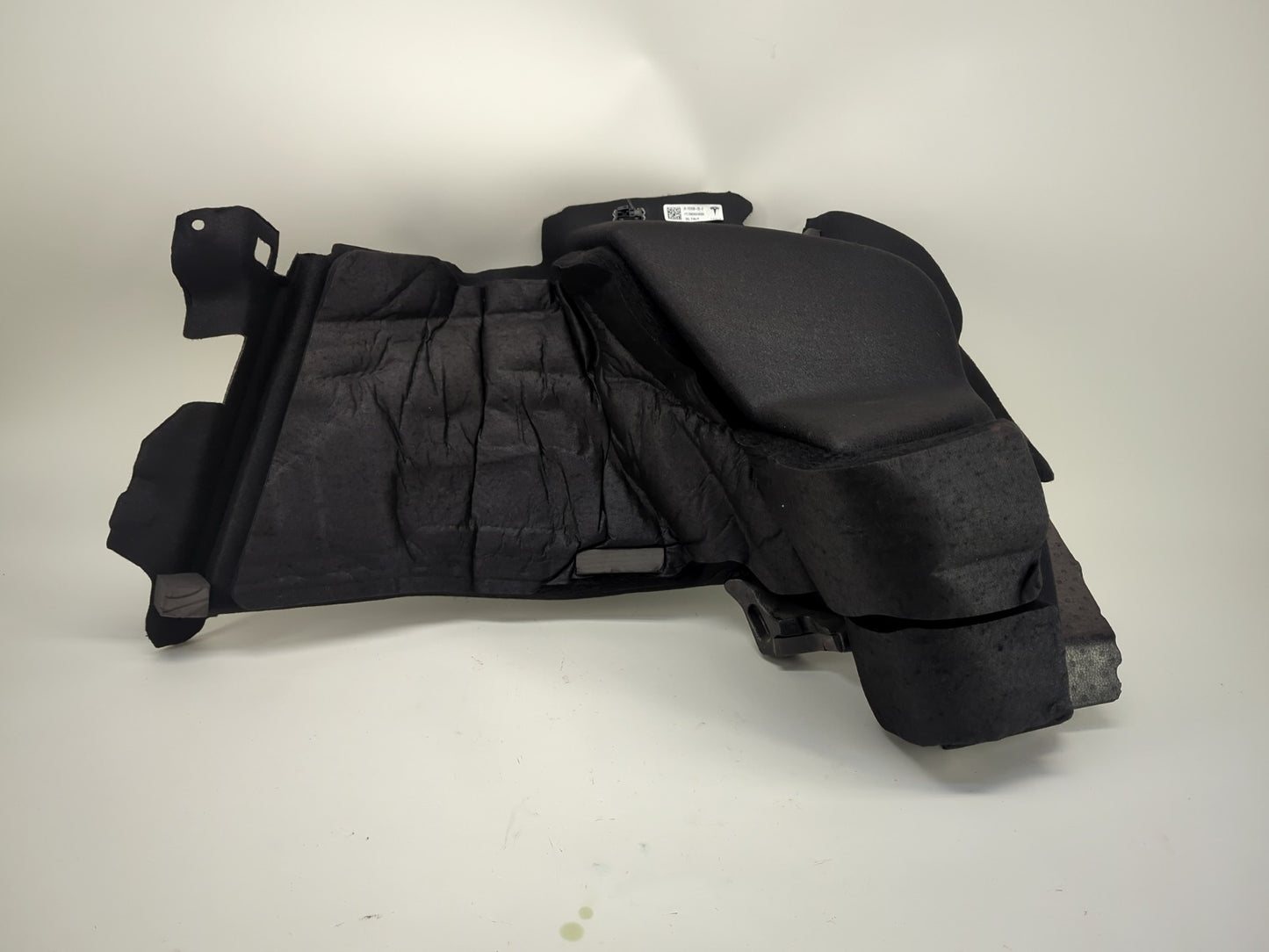 2024 Tesla Model 3 Highland Trunk Side Trim Left 1731036-29-E