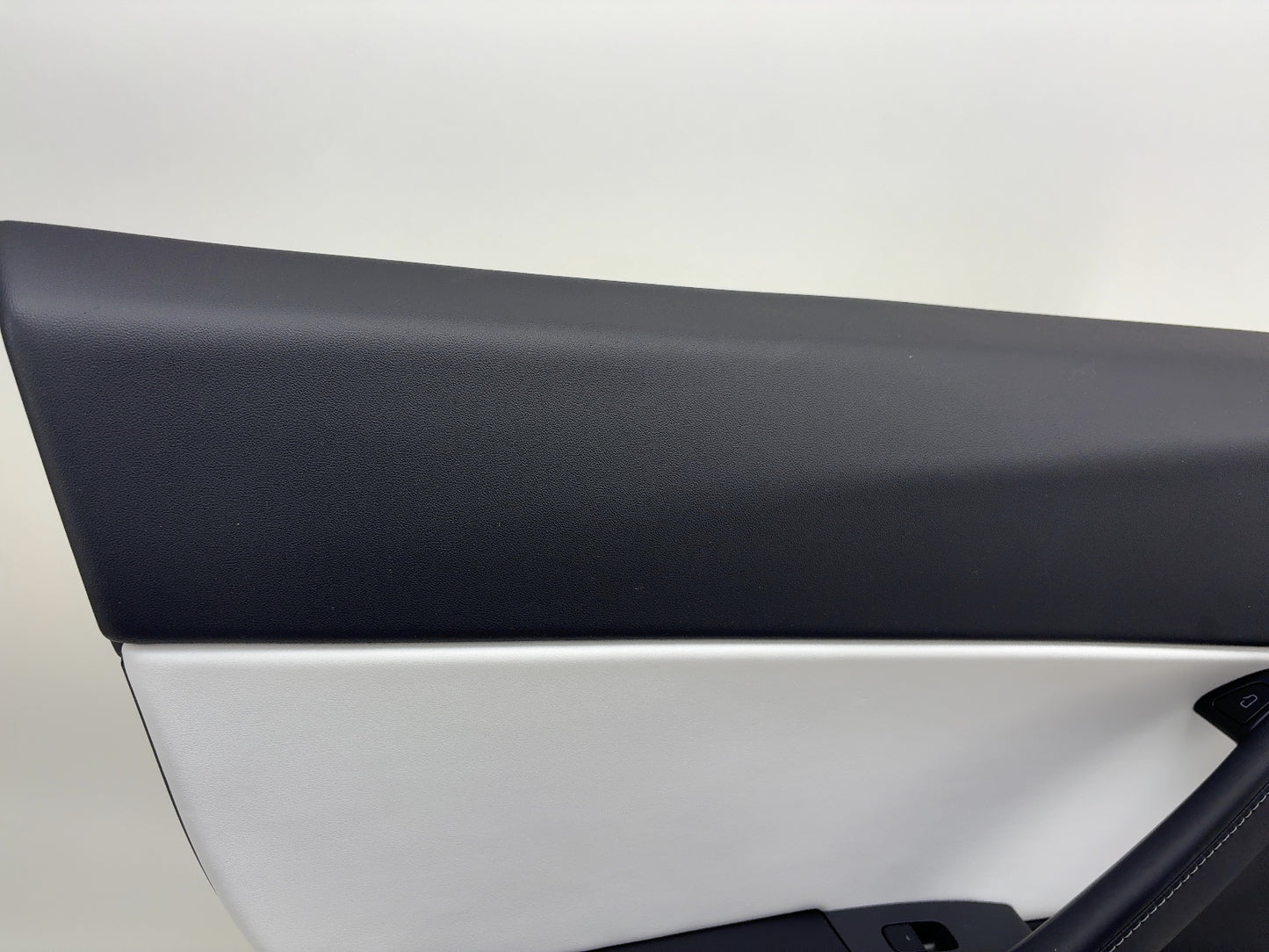 2021 Tesla Model Y Rear Left Door Panel White 1497296-02-C