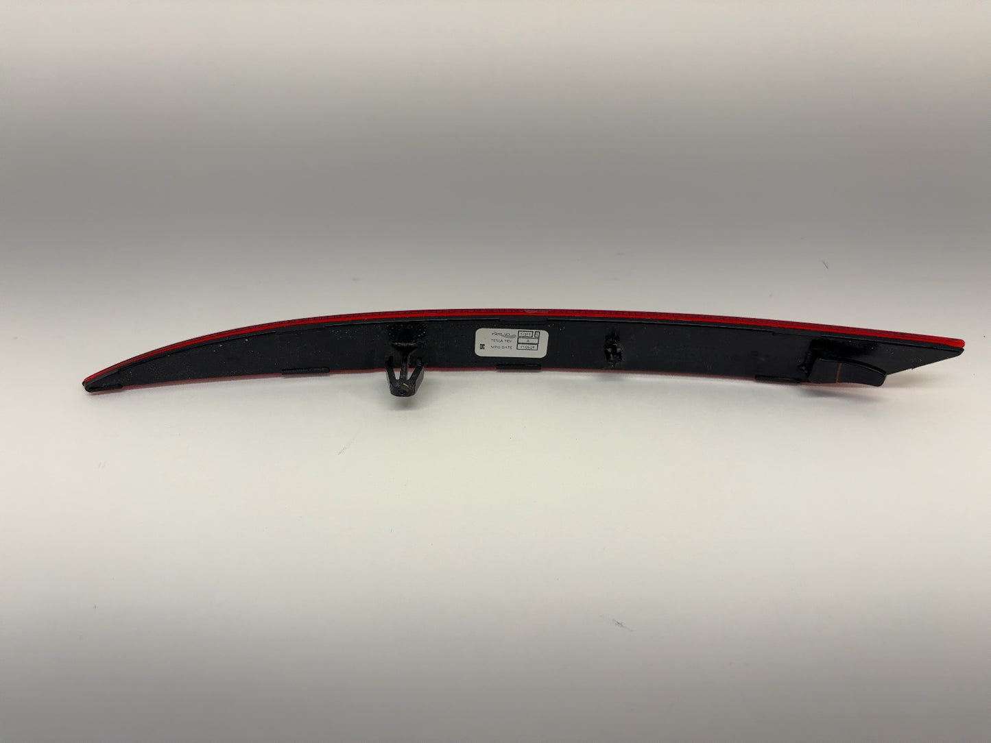 2025 Tesla Model Y Rear Bumper Reflector Right 1800035-00-A