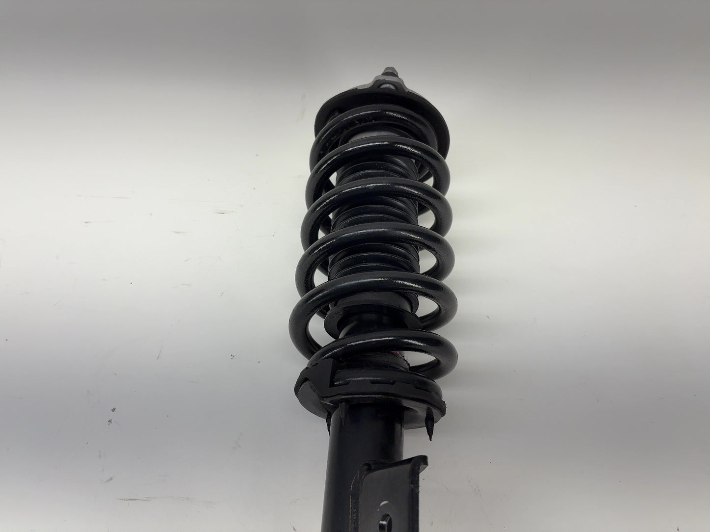2022 Tesla Model Y Front Right Strut Absorber Performance 1188376-00-E