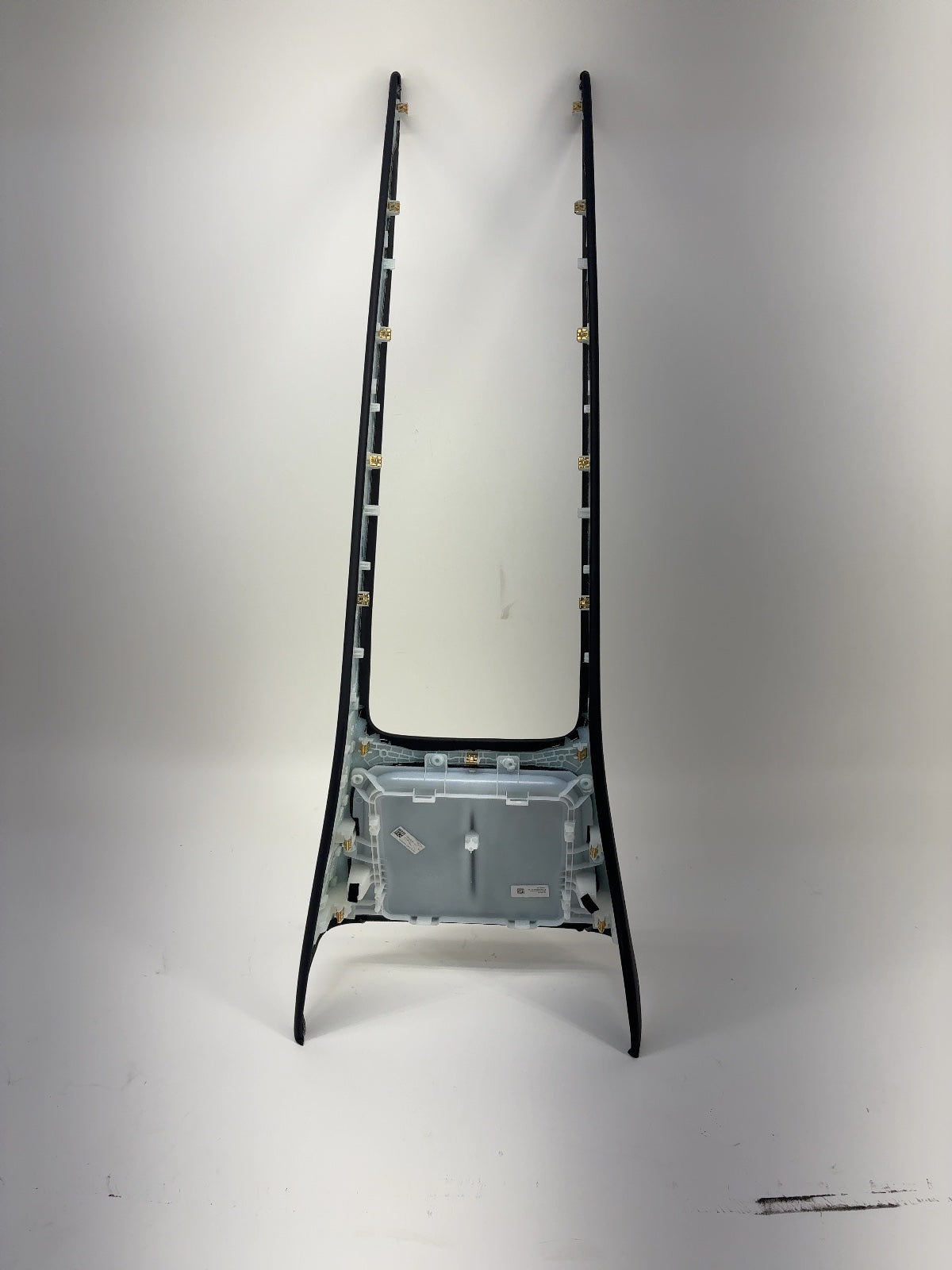2025 Tesla Model Y Center Console 2.0 Trim 1755541-00-B