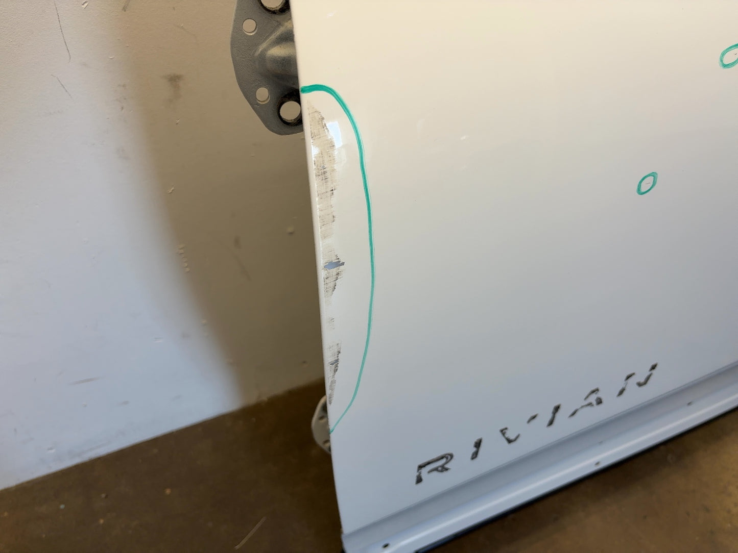2023 Rivian R1T Front Left Door Shell PT01300731-D