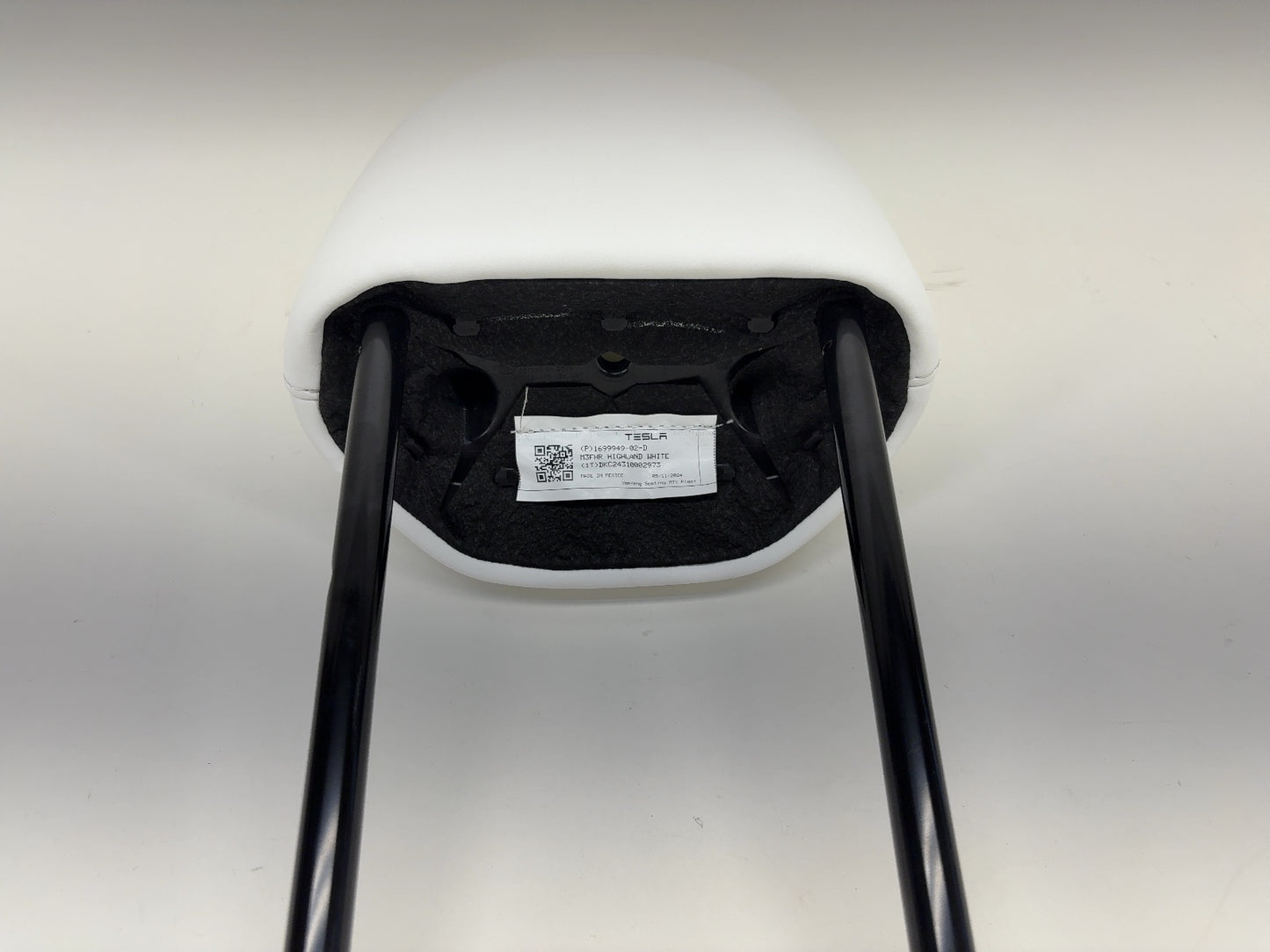 2025 Tesla Model 3 Highland Front First Row Headrest White 1699949-02-D