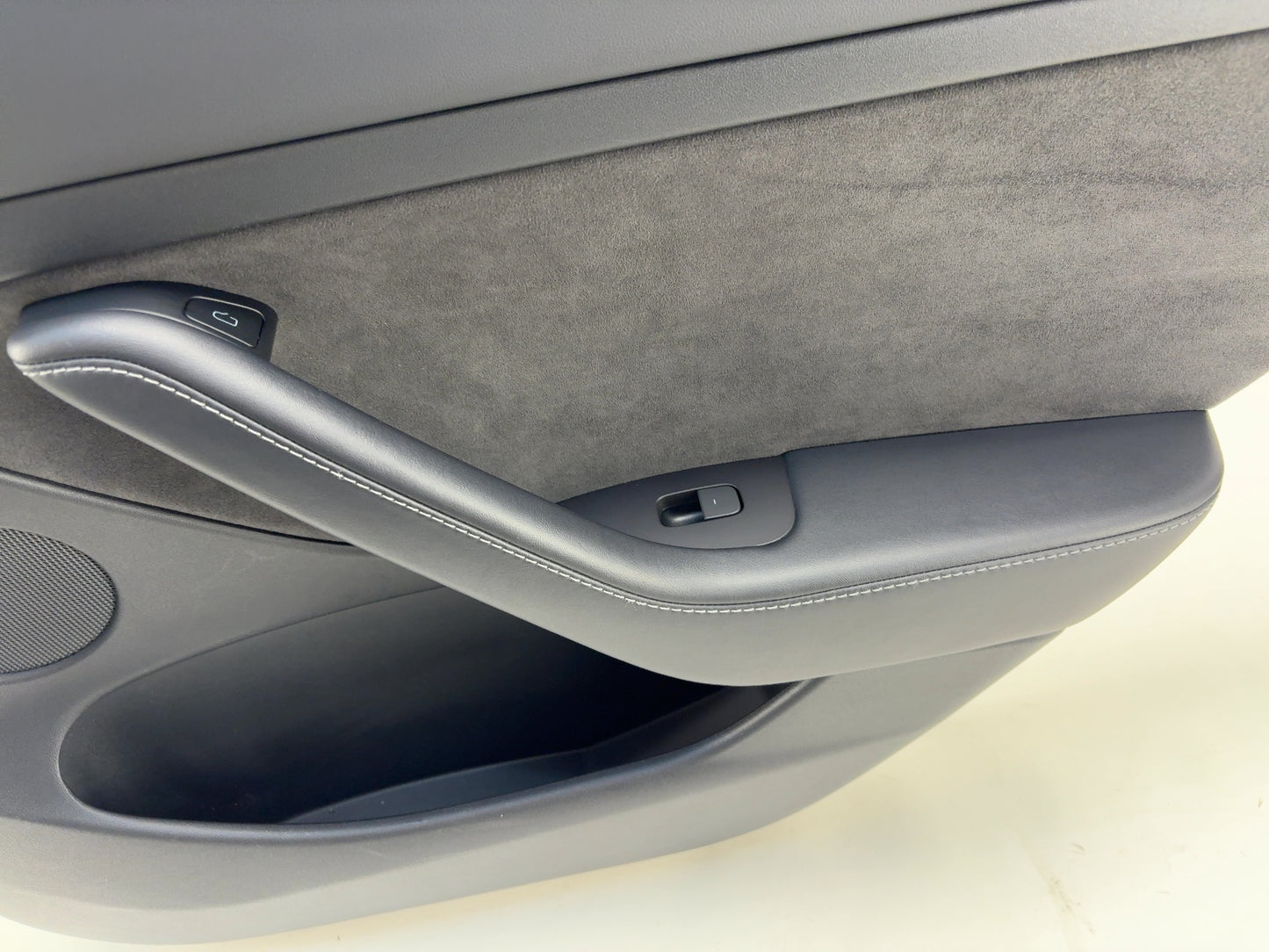 2022 Tesla Model 3 Rear Left Door Panel 1588128-91-B