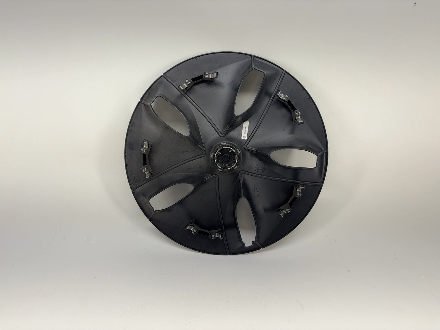 2018 Tesla Model 3 Wheel Cover 18 Inch Aero 1044231-99-B