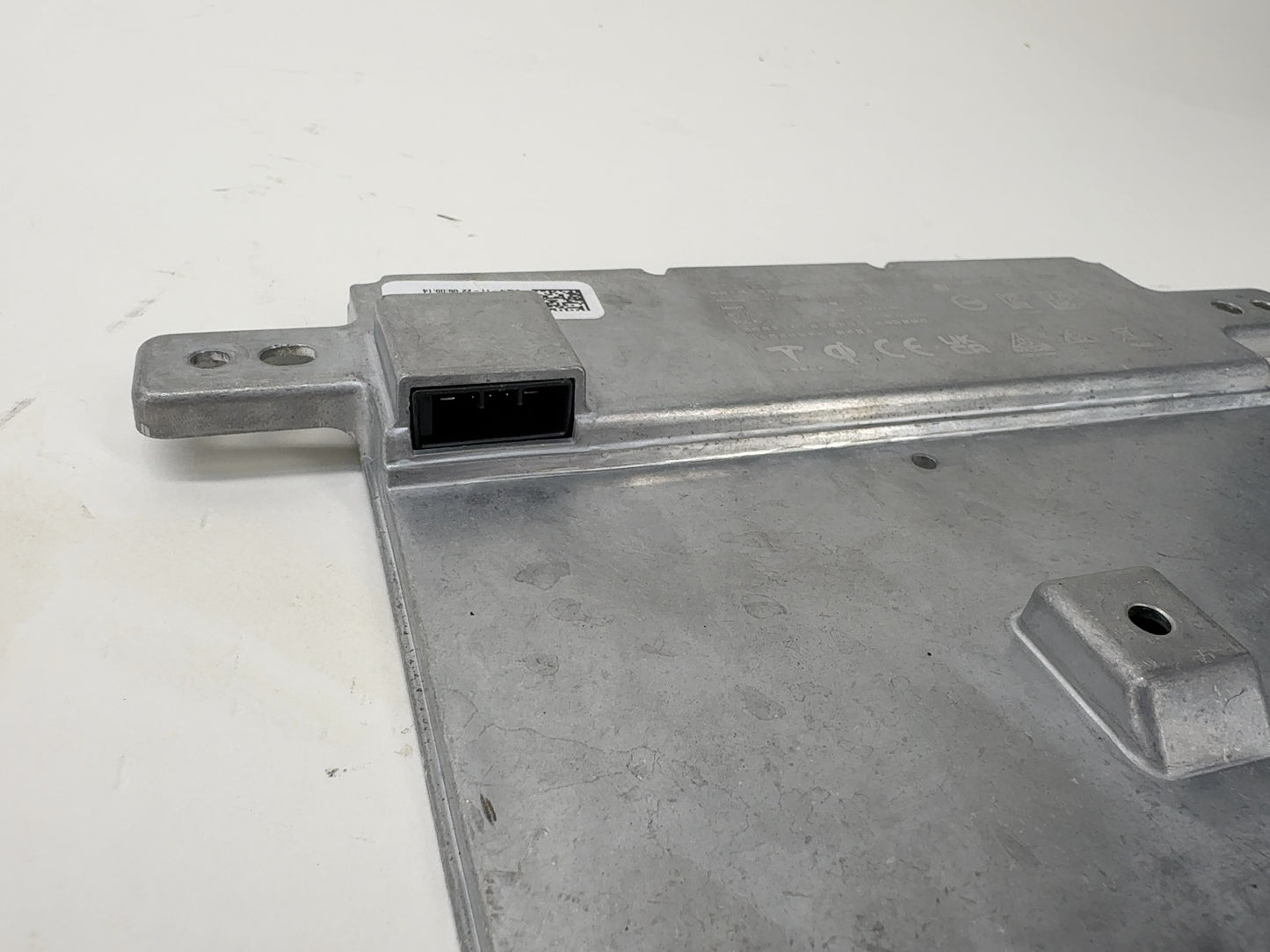 2024 Tesla Model 3 Highland Wireless Charging Module Pad 1761810-00-C