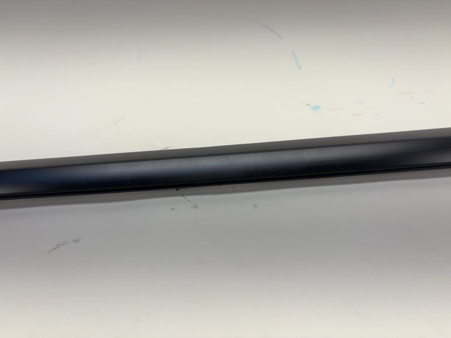 2025 Tesla Model 3 Highland Front Left Door Belt Molding 1873571-99-A