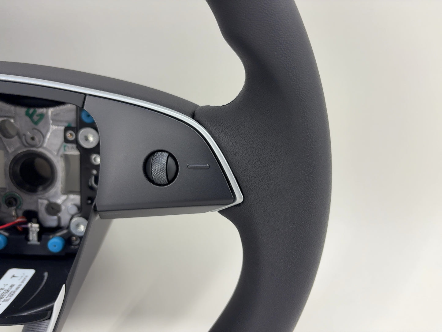 2025 Tesla Model 3 Highland Steering Wheel Pur Leather 1735339-00-G