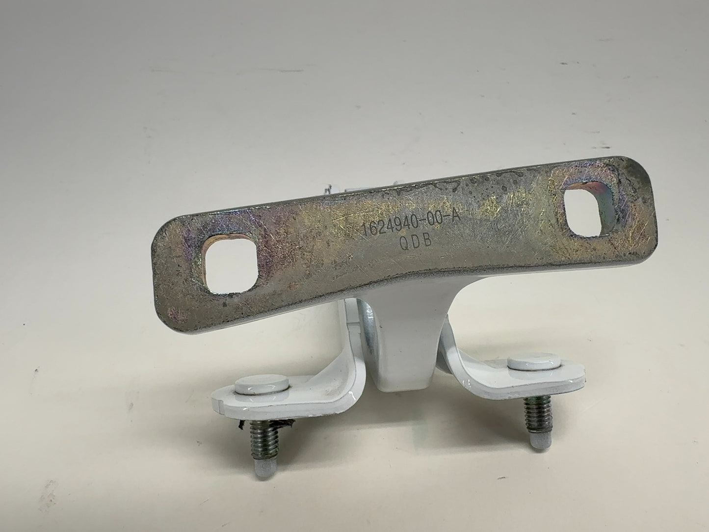 2023 Tesla Model Y Trunk Hinge Left 1624940-00-A