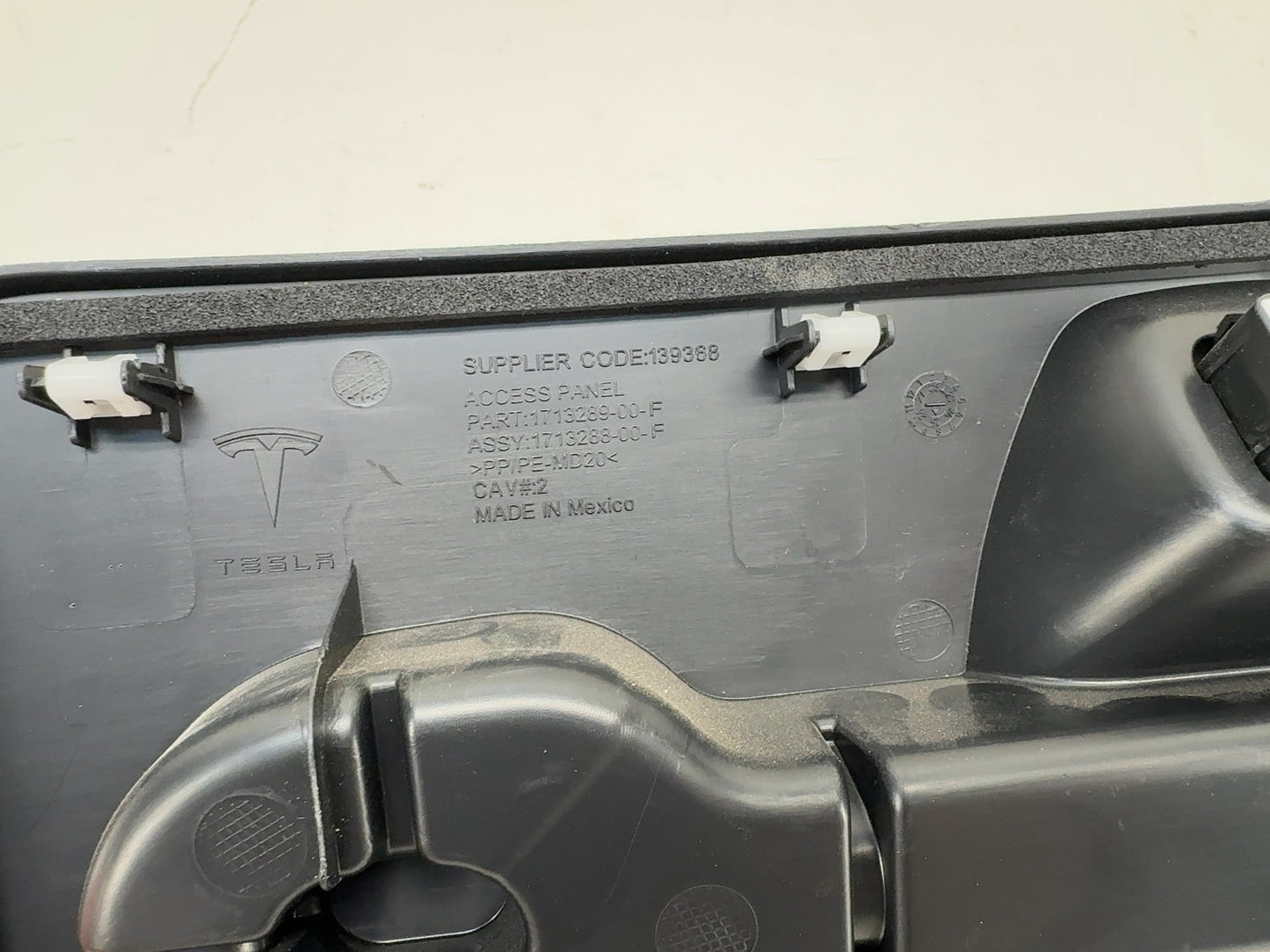 2025 Tesla Model 3 Highland Access Panel 1713289-00-F