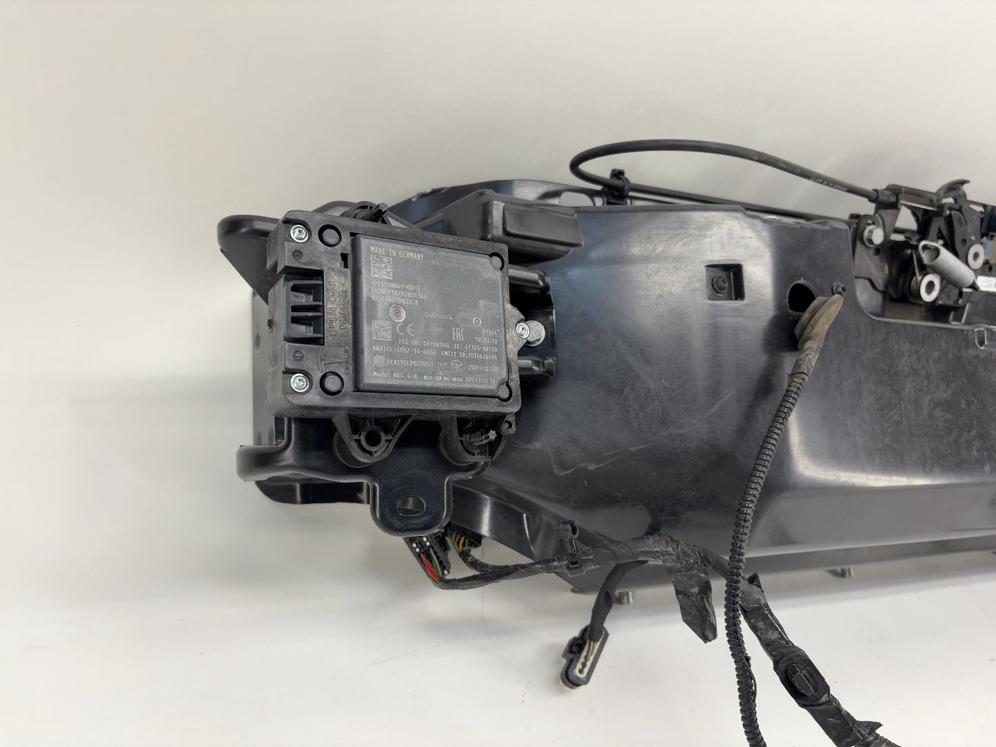 2018 Tesla Model X Radiator Support Assembly 1035176-00-G