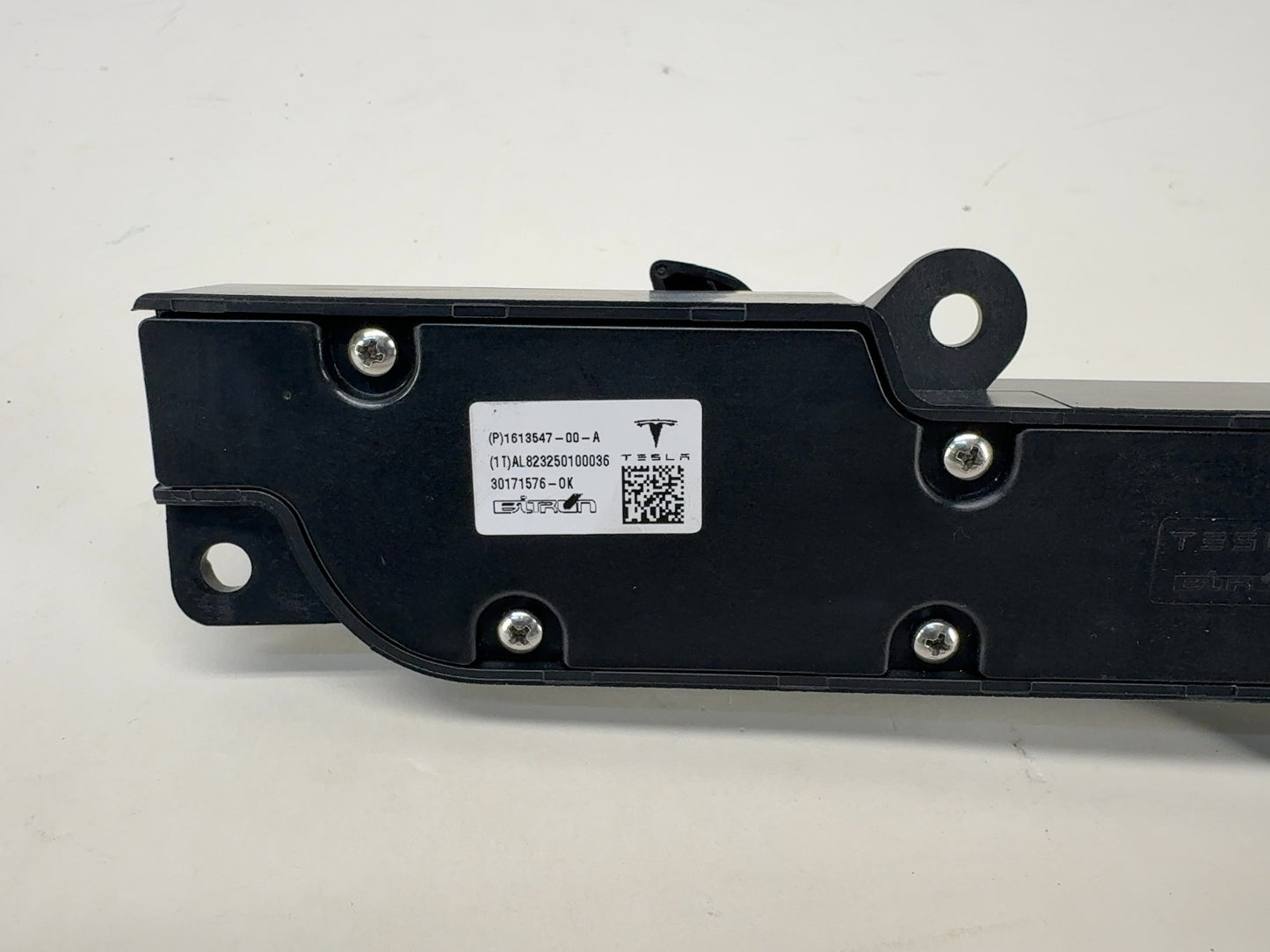 2021 Tesla Model S Front Left Seat Control Switches 1613547-00-A