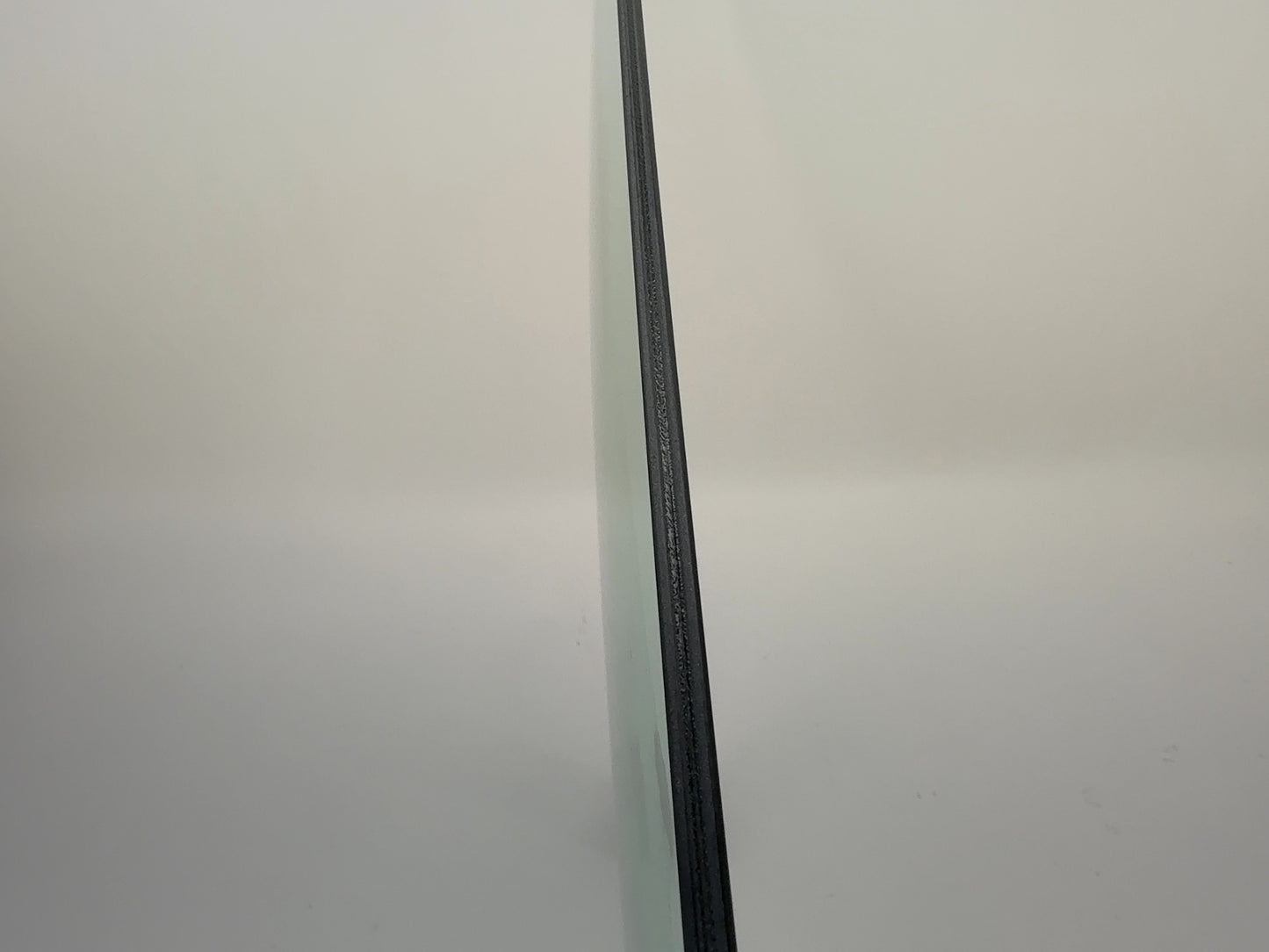 2021-2023 Tesla Model 3 Front Right Door Glass Laminated 1568569-00-C