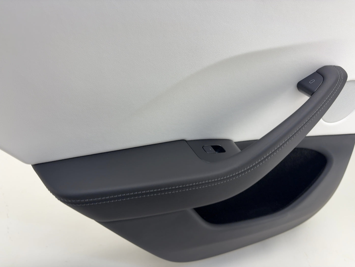 2025 Tesla Model 3 Highland Rear Left Door Panel 1776471-20-E