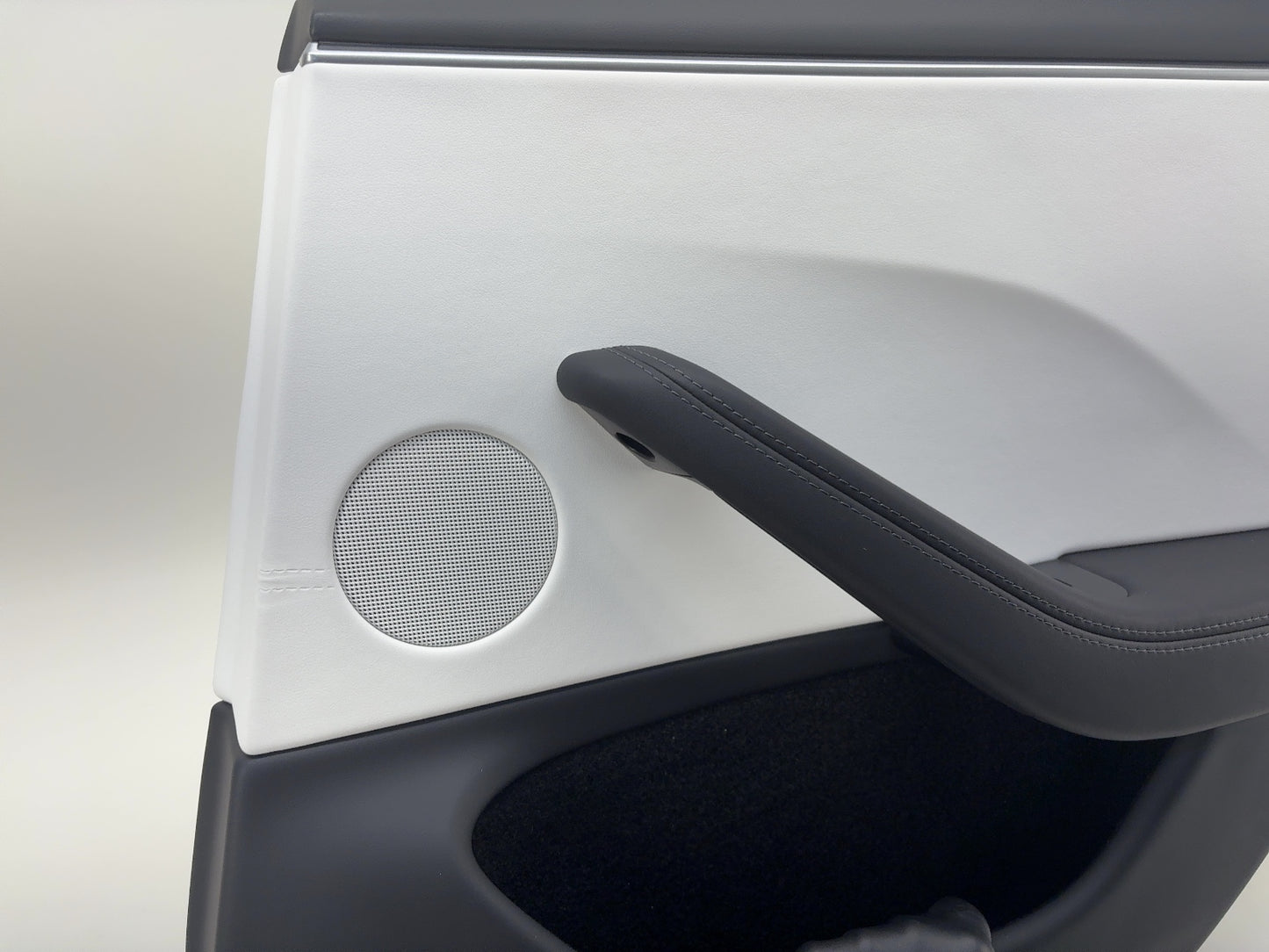 2025 Tesla Model 3 Highland Rear Right Door Panel 1776481-20-E