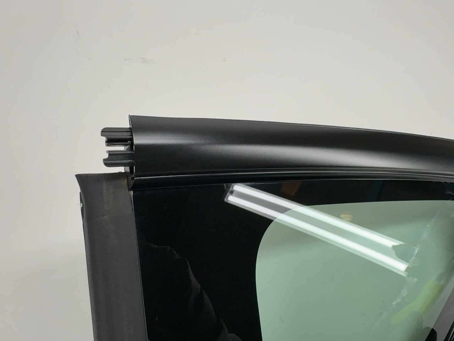2025 Tesla Model 3 Highland Rear Quarter Glass Left Black 1915483-20-C