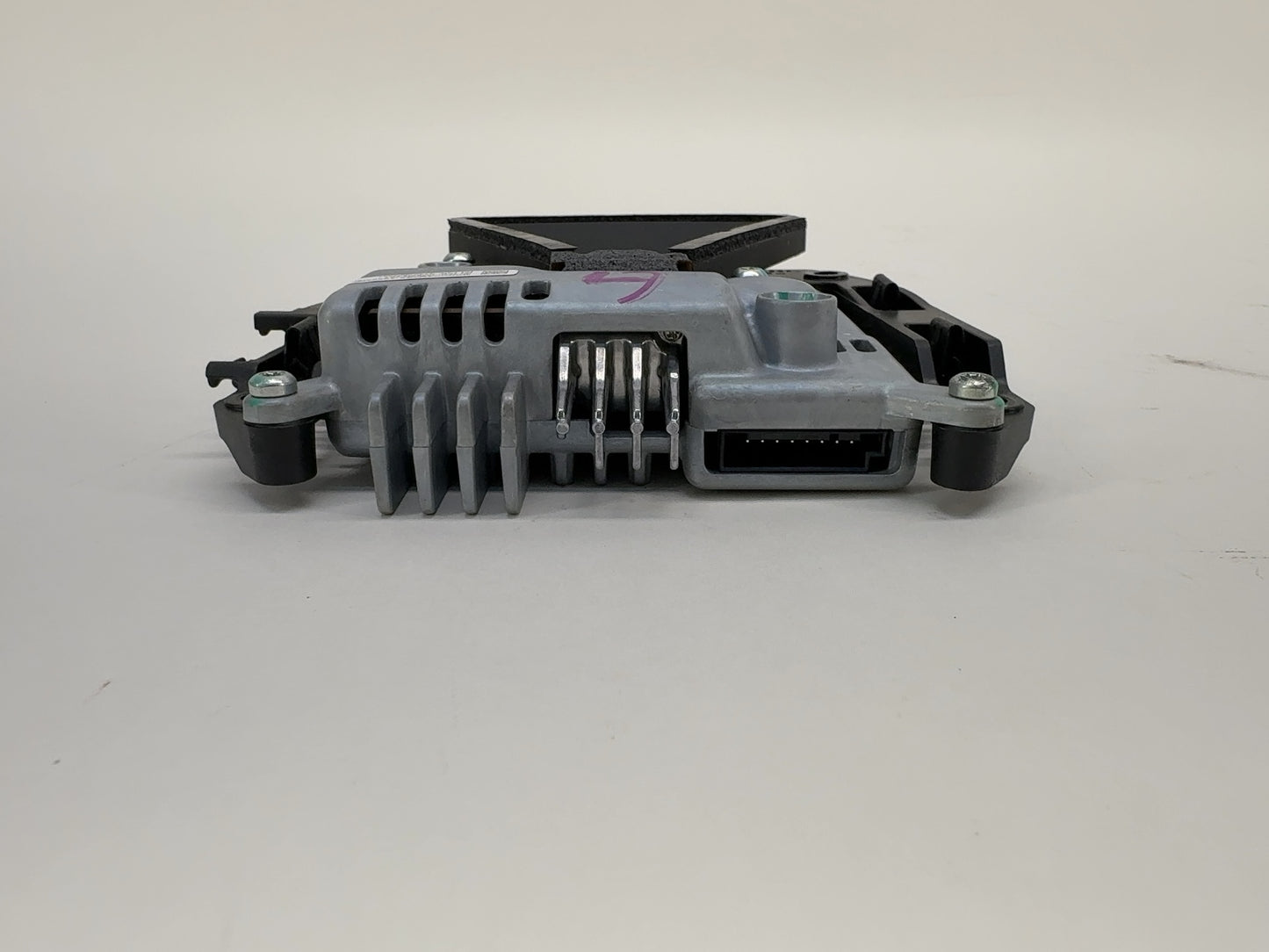 2015 Tesla Model S Front Monocam 1038482-99-I