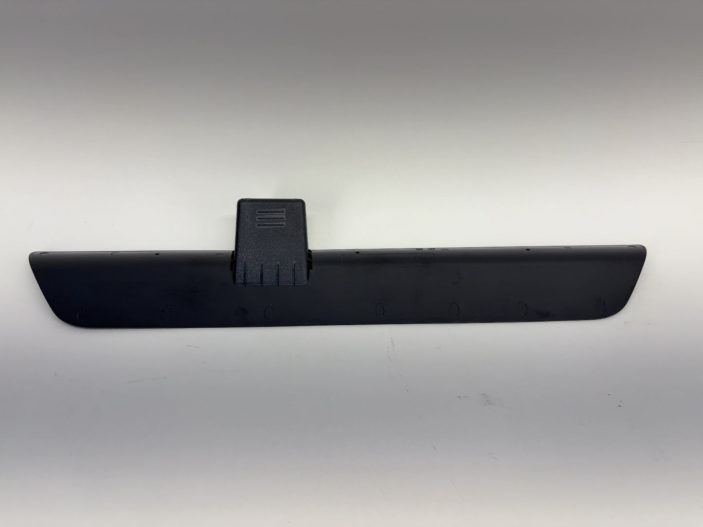 2025 Tesla Model 3 Highland Front Sill Plate Left 1917241-00-A