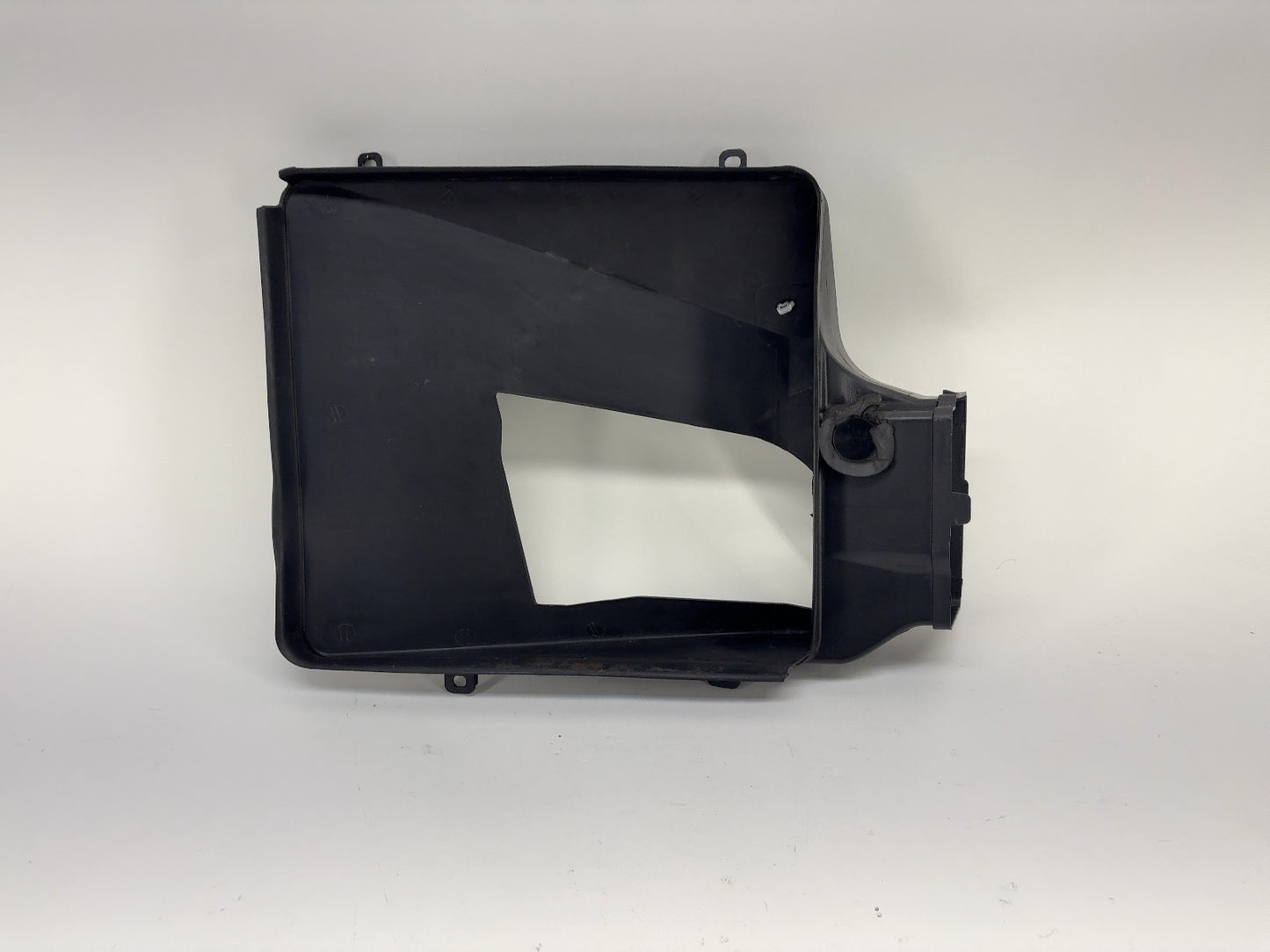 2015 Tesla Model S Front Left Duct 1011519-00-D