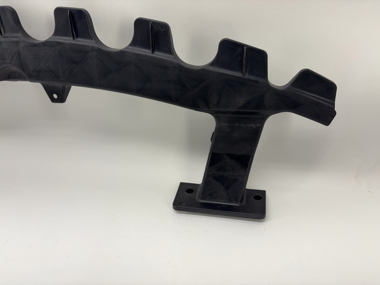 2015 Tesla Model S Front Ankle Catcher Plastic 1019276-00-D