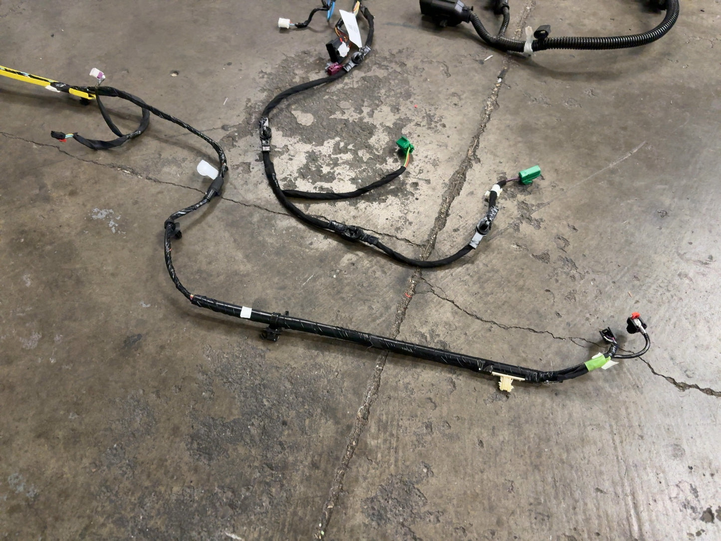 2025 Tesla Model 3 Highland Harness Assembly Body Right 1897316-00-C