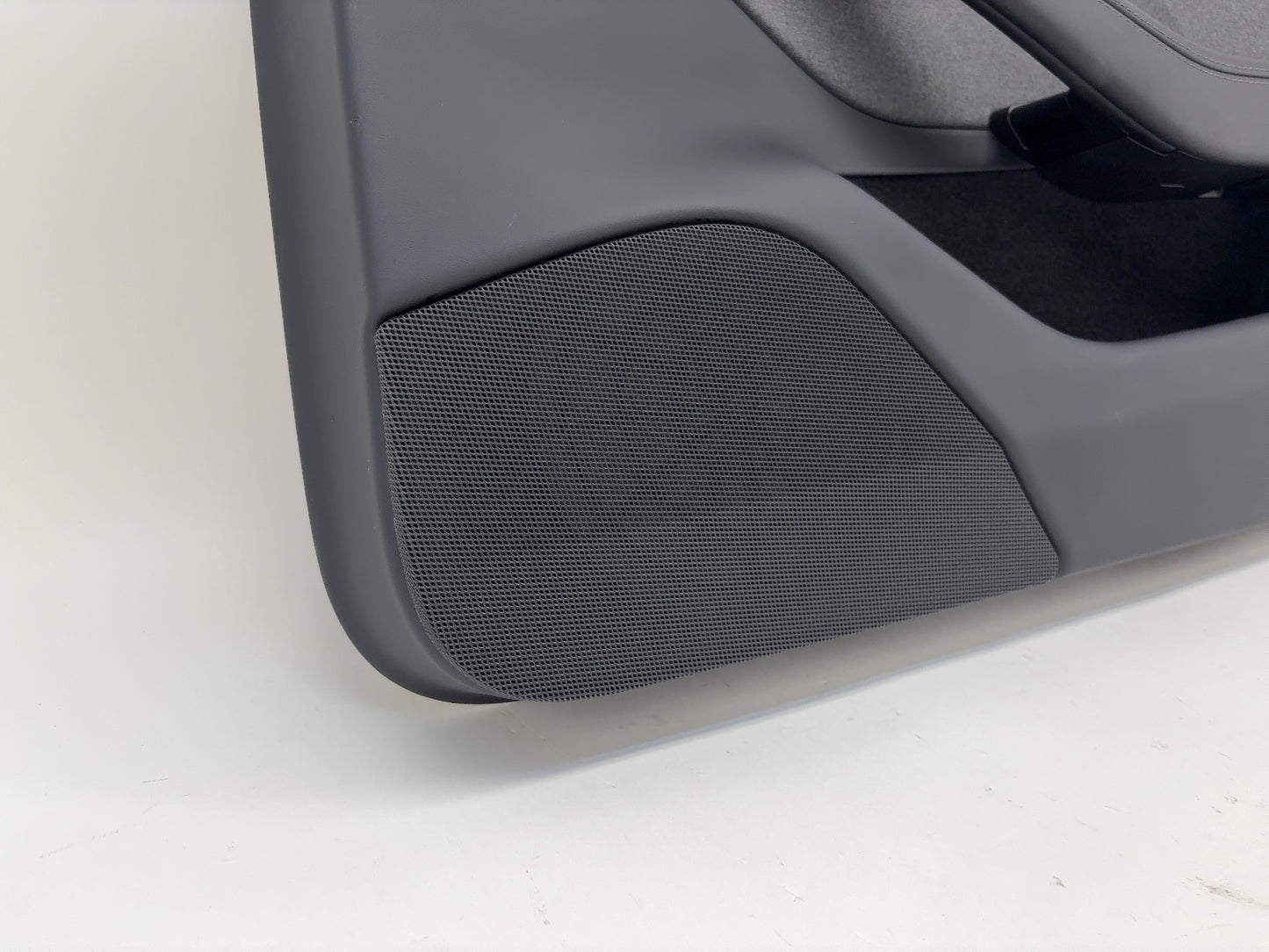 2025 Tesla Model 3 Highland Front Right Door Panel 1776740-20-E