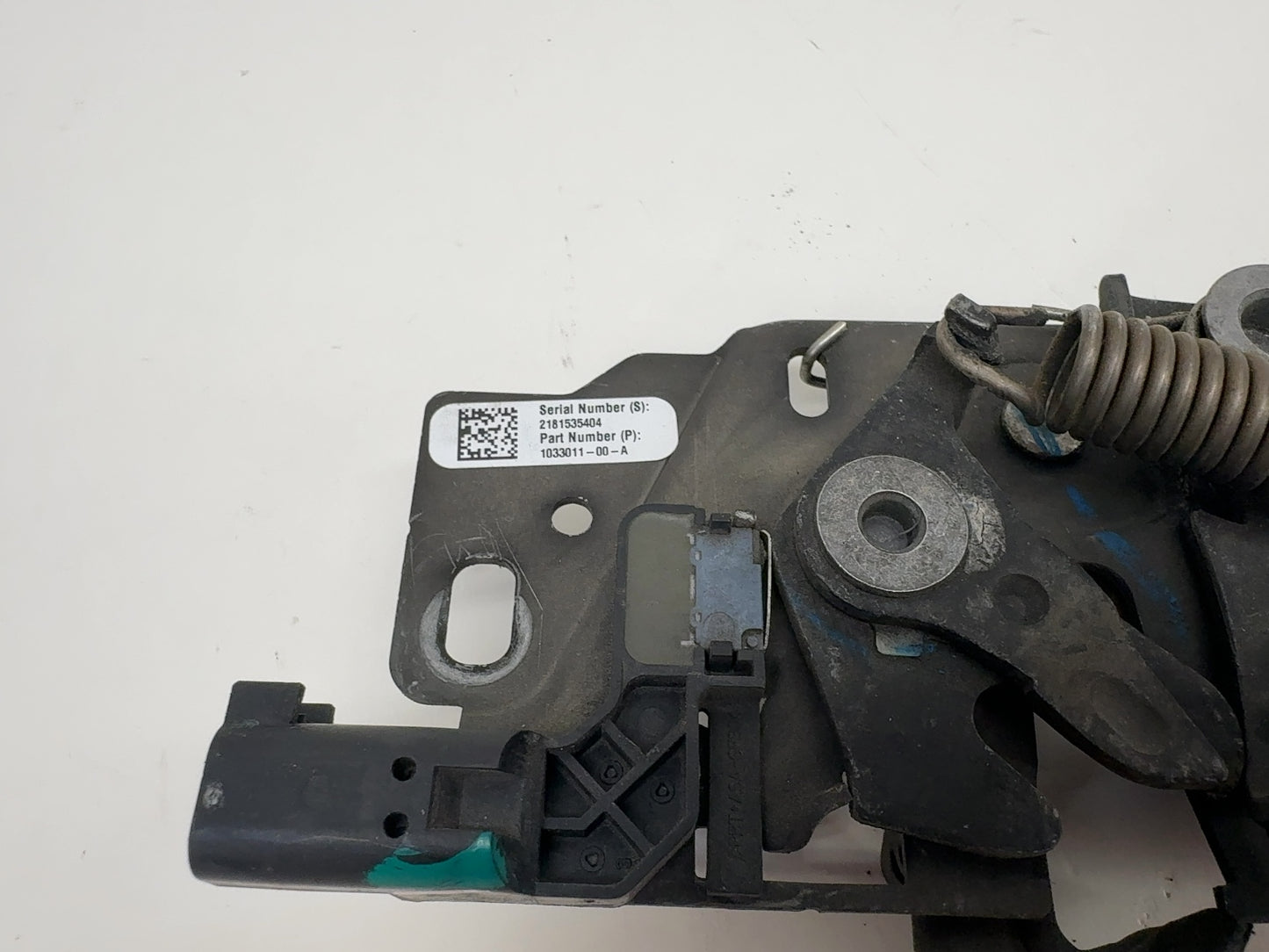 2015 Tesla Model S Hood Latch 1033011-00-A