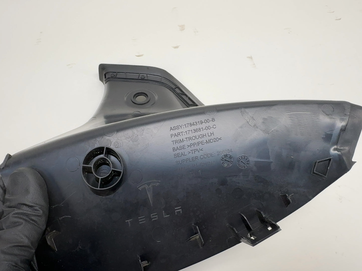 2024 Tesla Model 3 Highland Rear Left Trough Cover 1713681-00-C