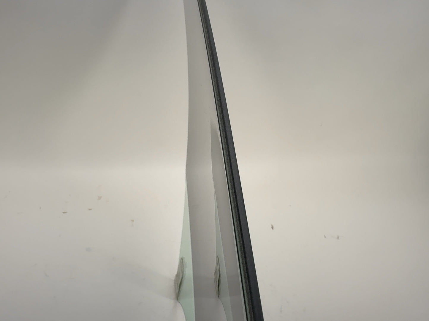 2024-2025 Tesla Model 3 Highland Front Left Door Glass Laminated 1768719-00-D