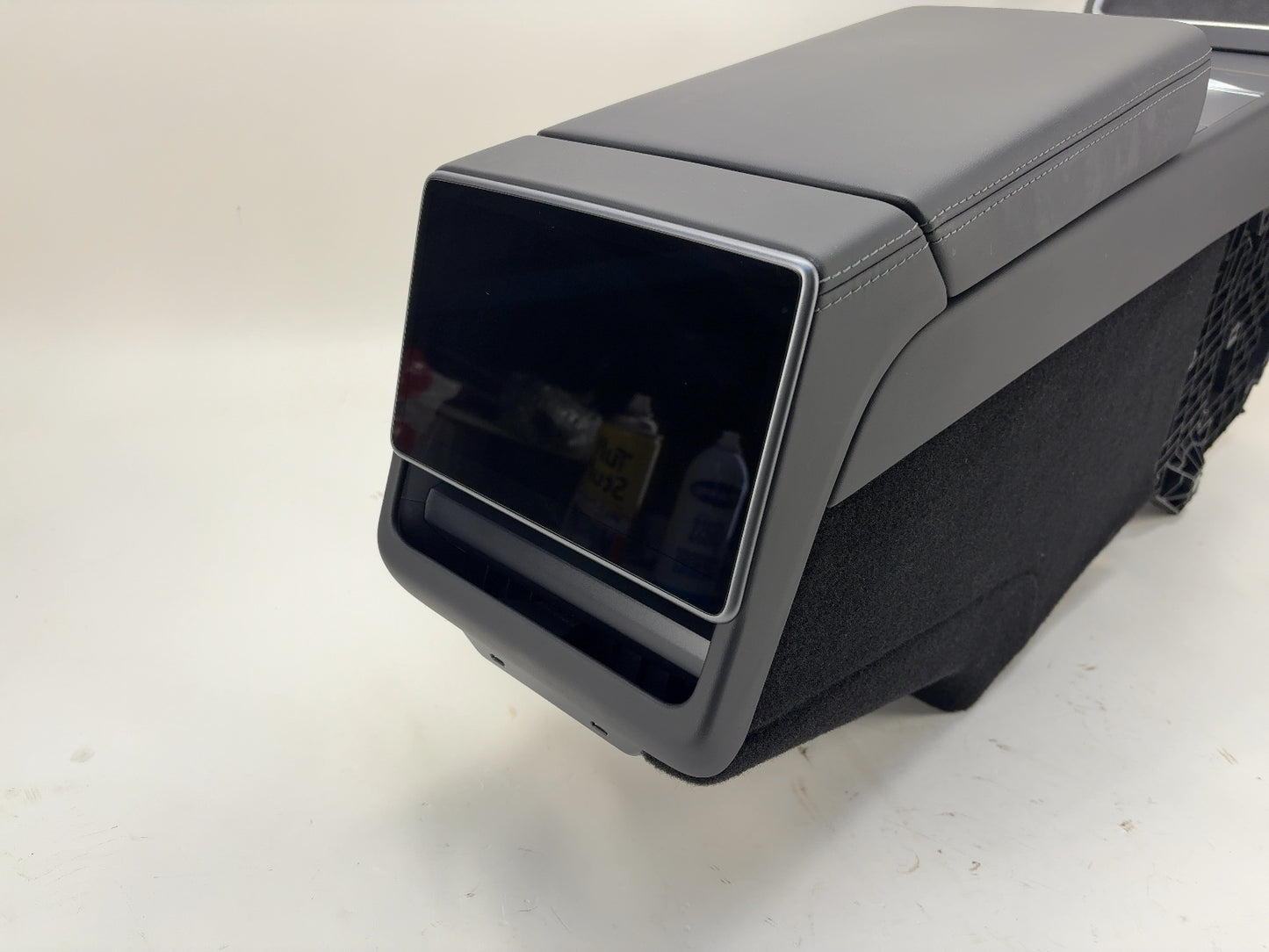 2026 Tesla Model Y Juniper Center Console 1938401-52-G