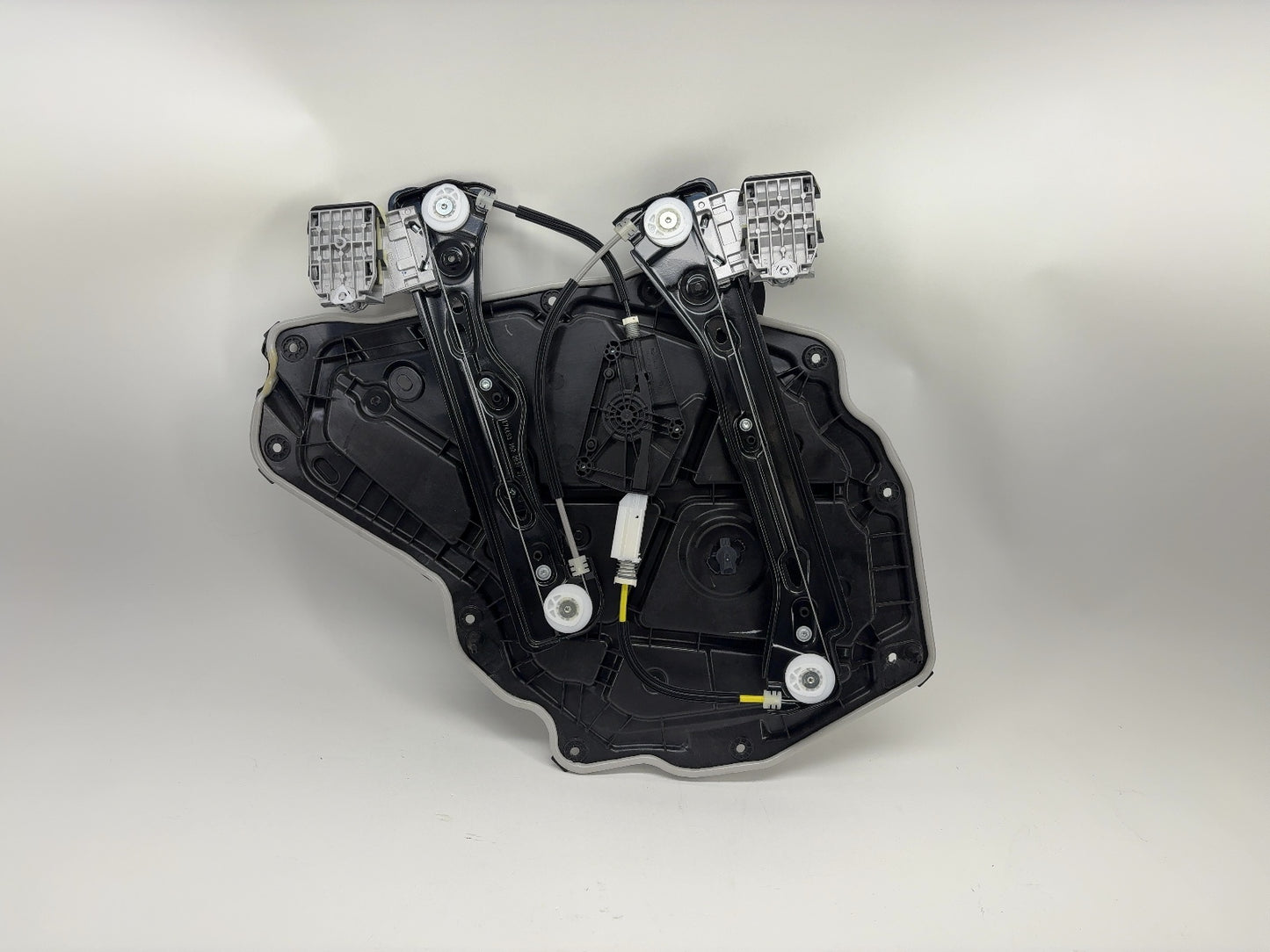 2026 Tesla Model Y Juniper Rear Right Door Window Regulator 2004633-02-A