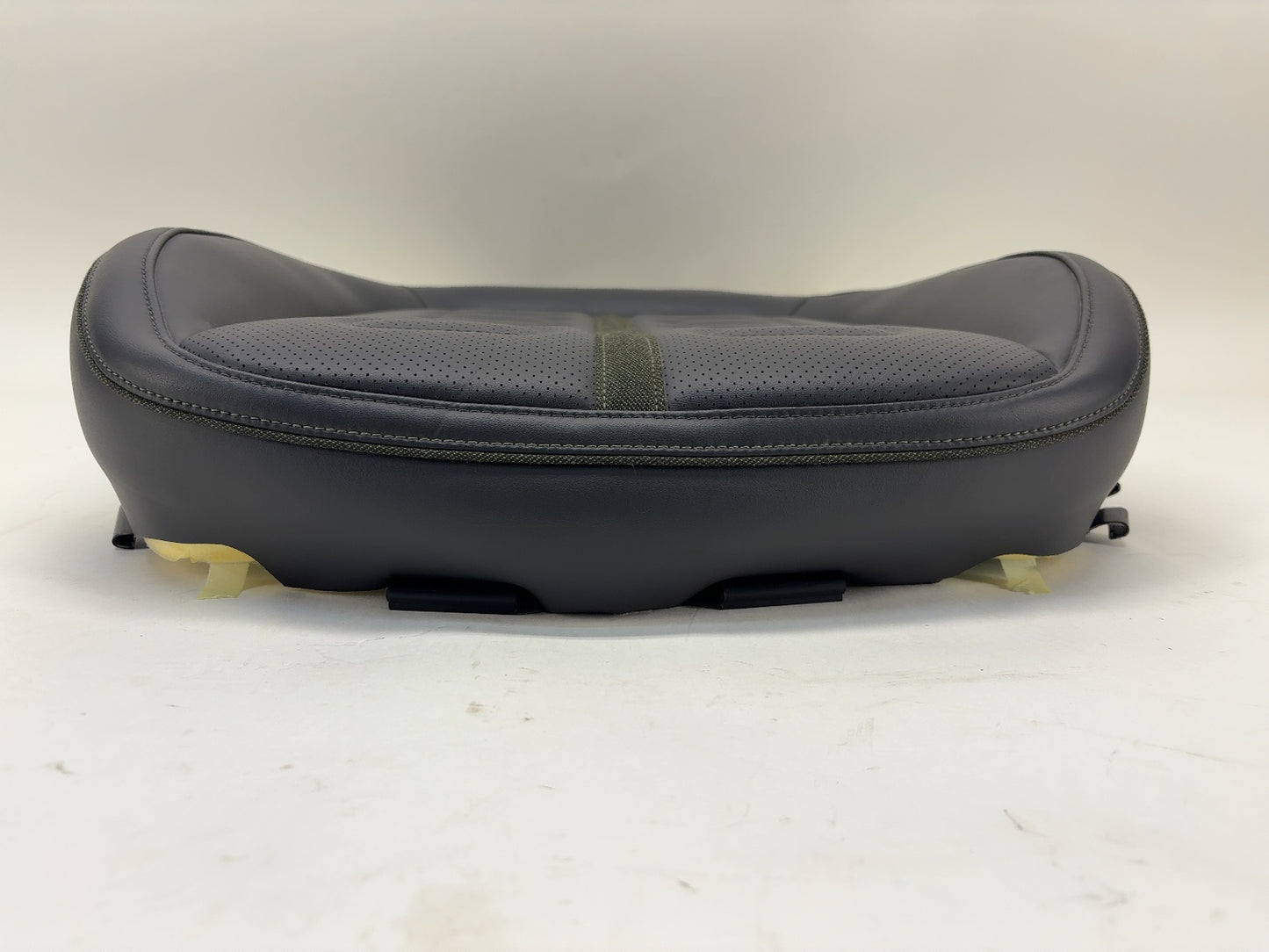 2024 Rivian R1S Front Right Lower Cushion PT00779756-C