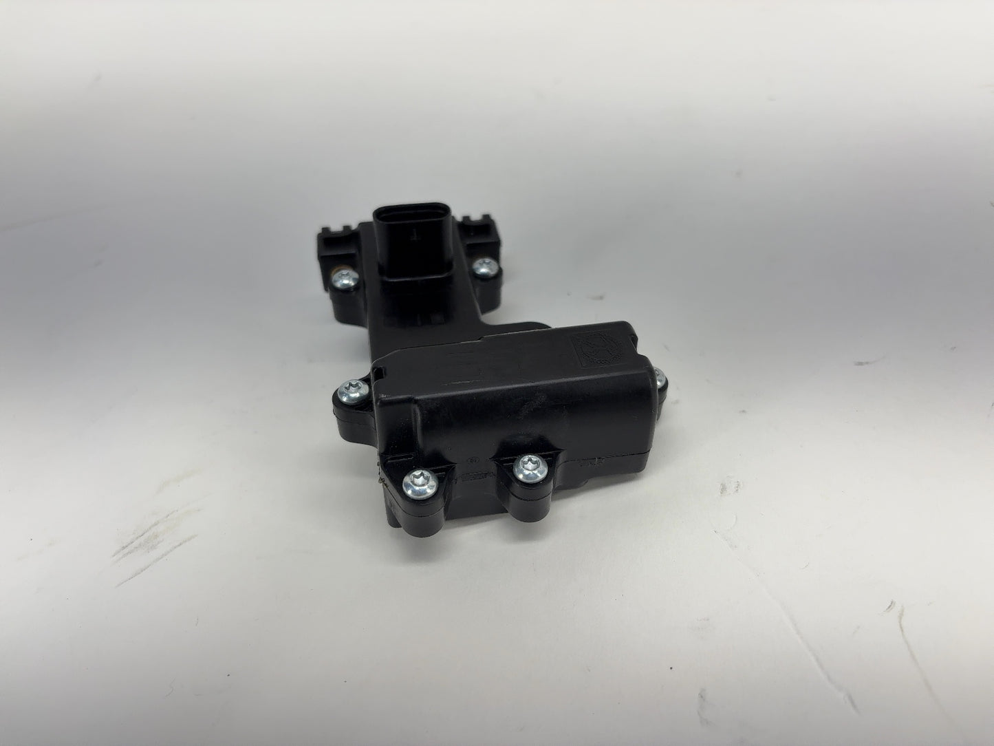 2020 Tesla Model X Front Left Door Pop Actuator 1045353-00-B