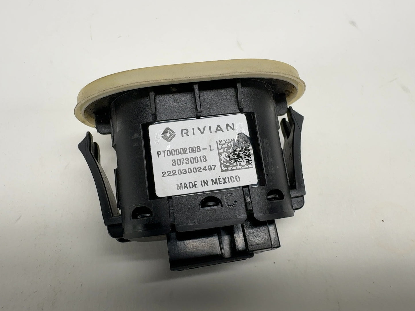2023 Rivian R1T Rear Gear Tunnel Emergency Release Button PT00002098-L