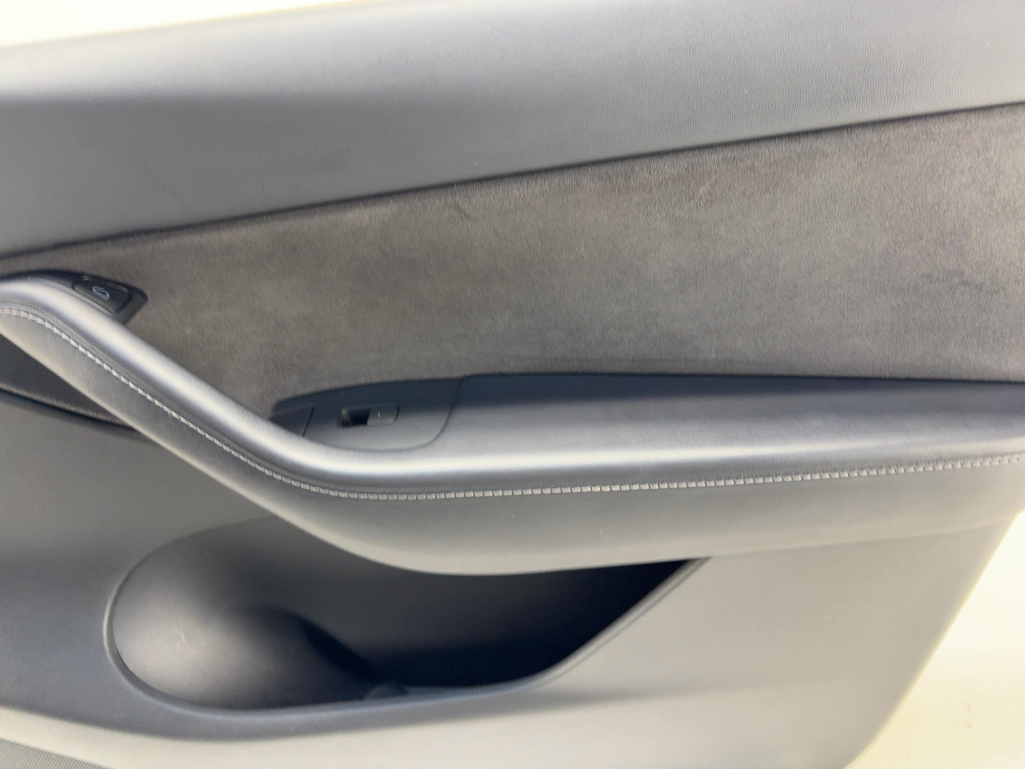 2021-2023 Tesla Model Y Front Right Door Panel 1497295-91-C