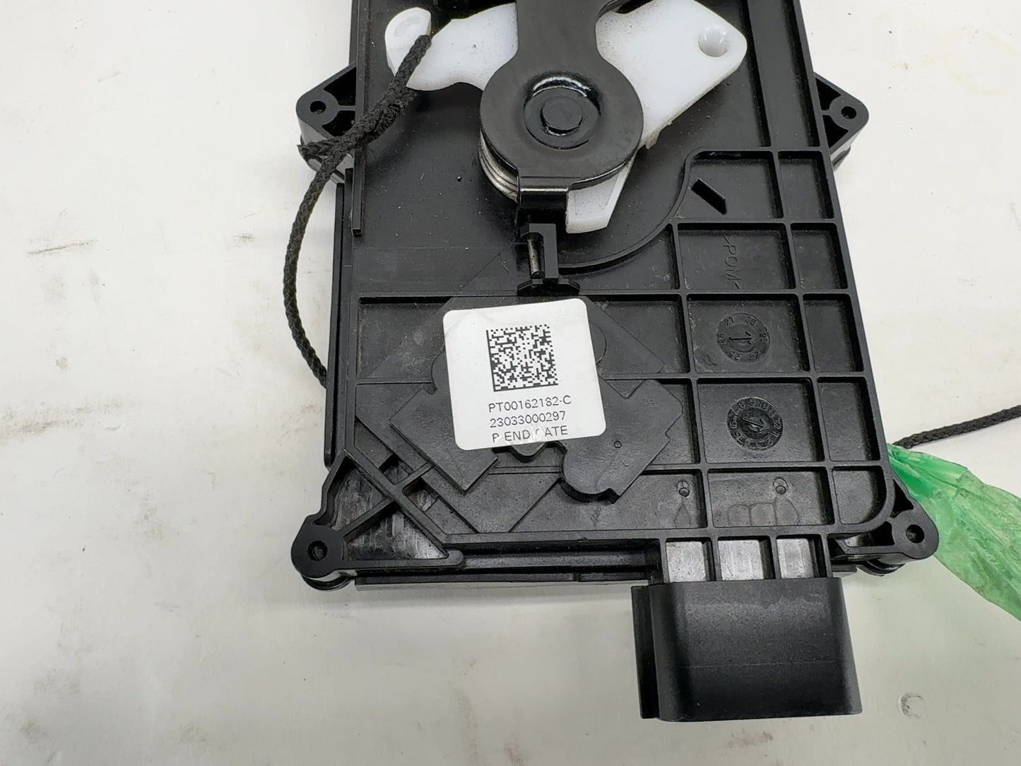 2023 Rivian R1T Tailgate E Release Latch PT00162182-C