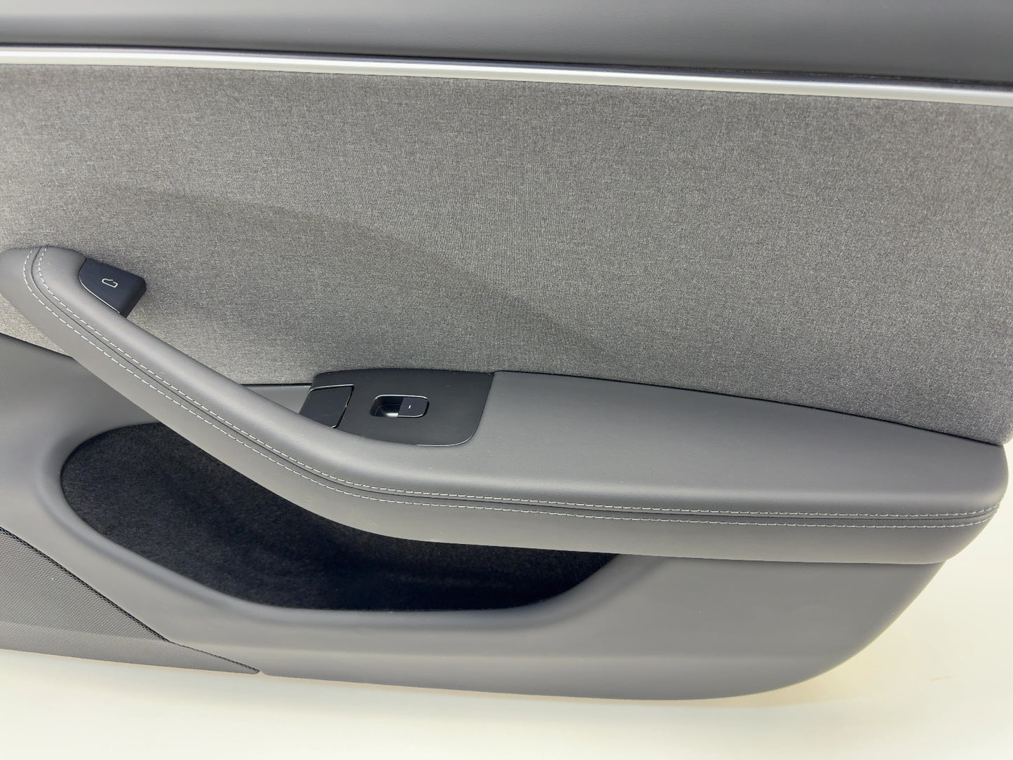 2025 Tesla Model 3 Highland Front Right Door Panel 1776740-28-B