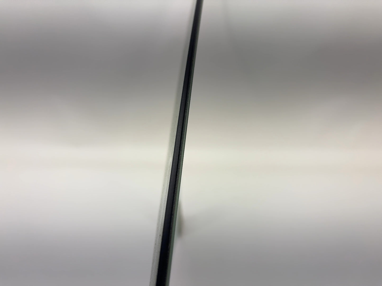 2024-2025 Tesla Model 3 Highland Front Right Door Glass Laminated 1773076-00-D