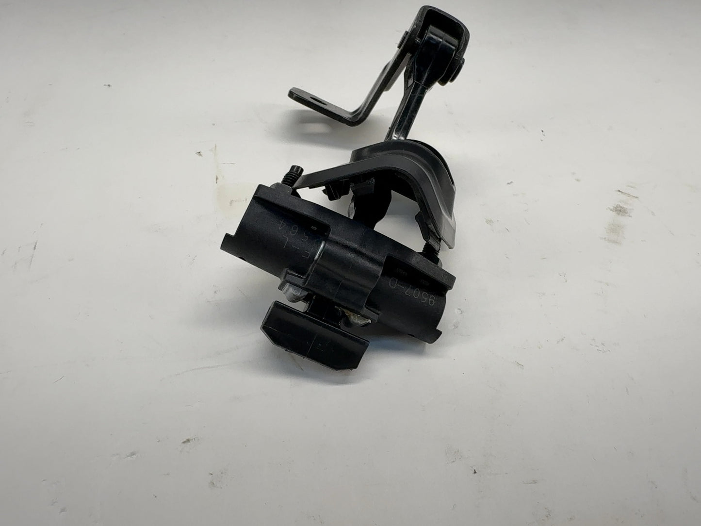 2025 Tesla Model 3 Highland Front Left Door Check Strap 1089507-00-D