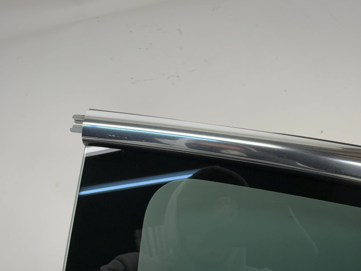 2018 Tesla Model 3 Rear Left Quarter Glass 1080703-00-G