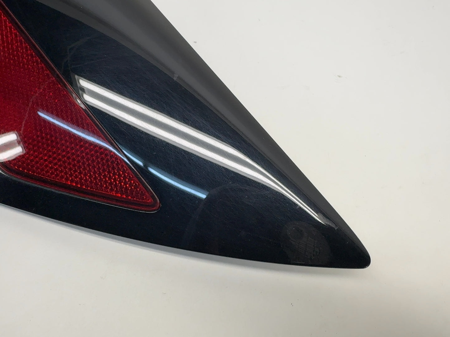 2021-2022 Tesla Model 3 Rear Right Quarter Reflector 1518783-00-A