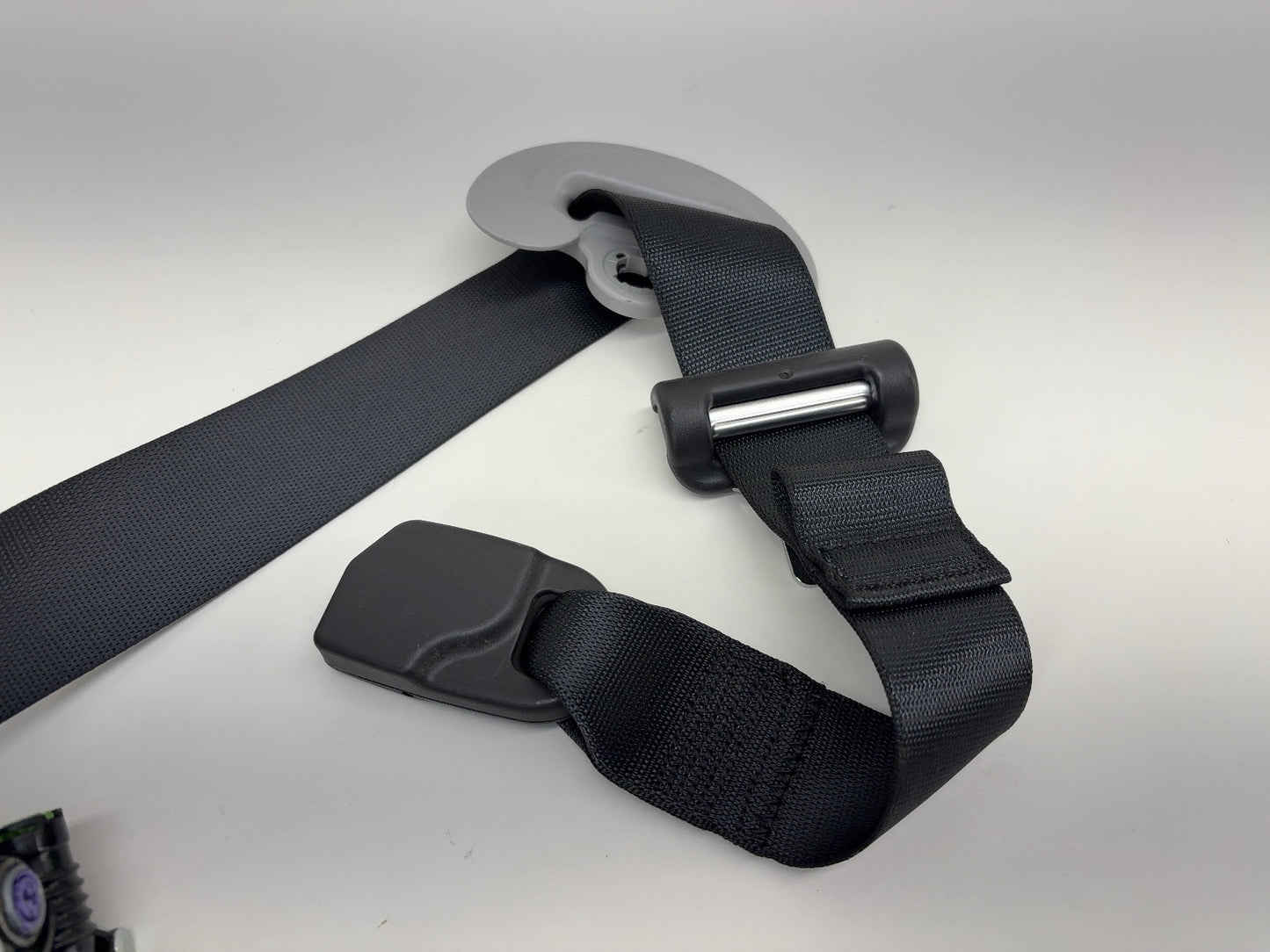 2024 Tesla Model 3 Highland First Row Seat Belt Retractor Right Black 1856706-N1-D