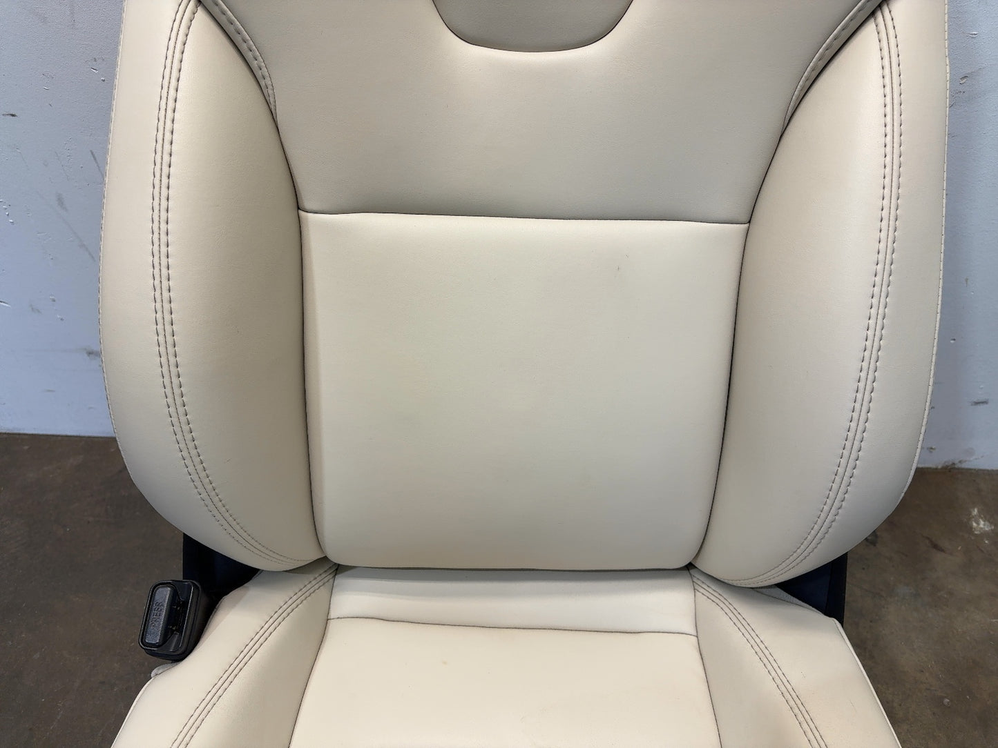 2019 Tesla Model S Front Left Seat Assembly Cream 1454066-00-A